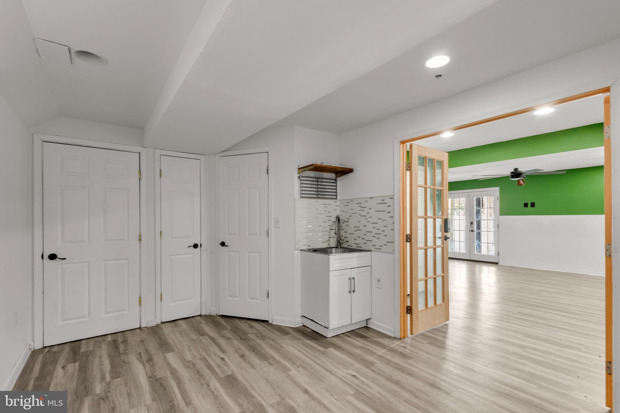 WINSTEN ESTATES - Residential