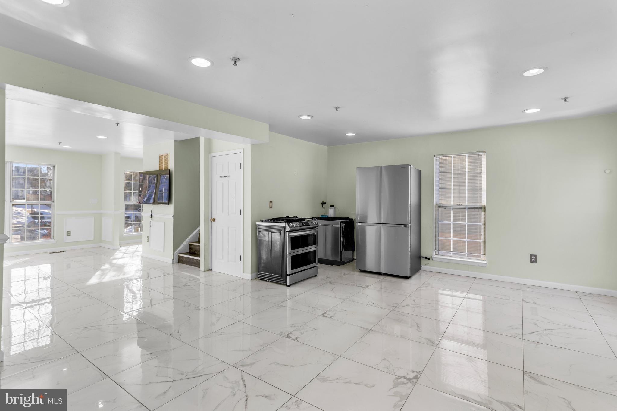 WINSTEN ESTATES - Residential