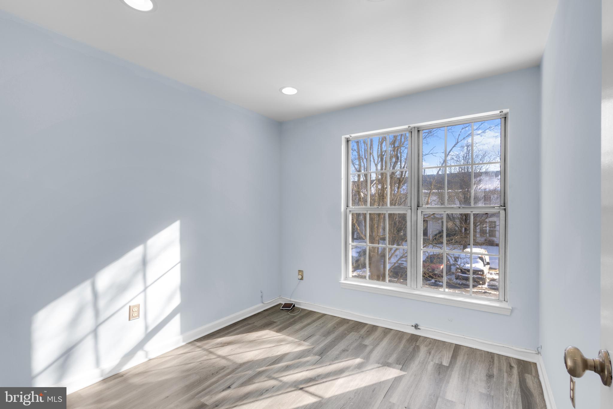 WINSTEN ESTATES - Residential