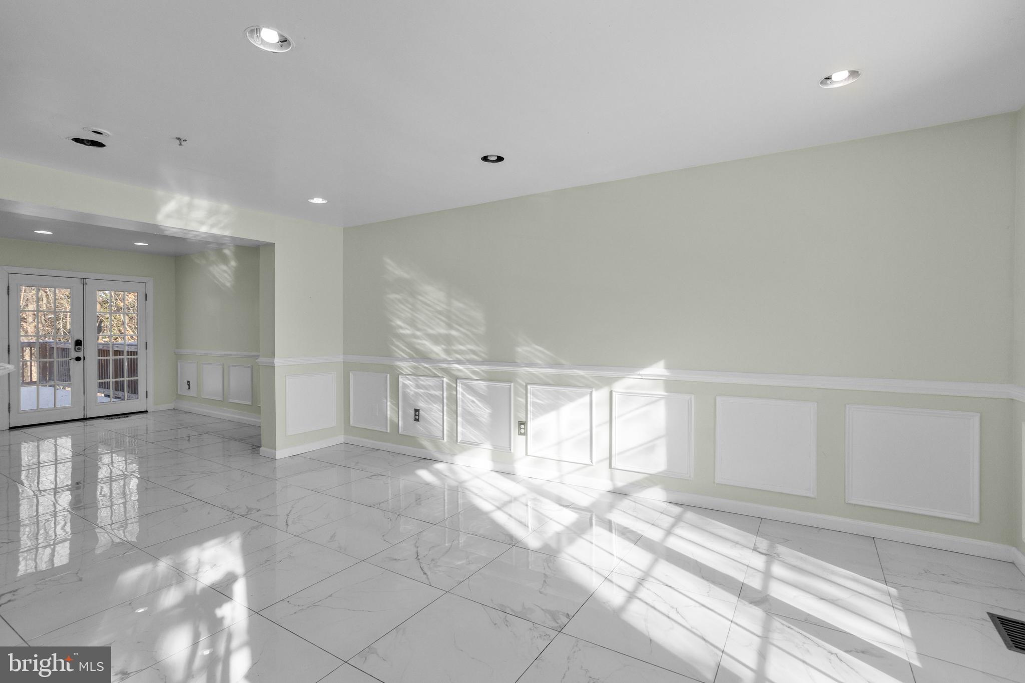 WINSTEN ESTATES - Residential