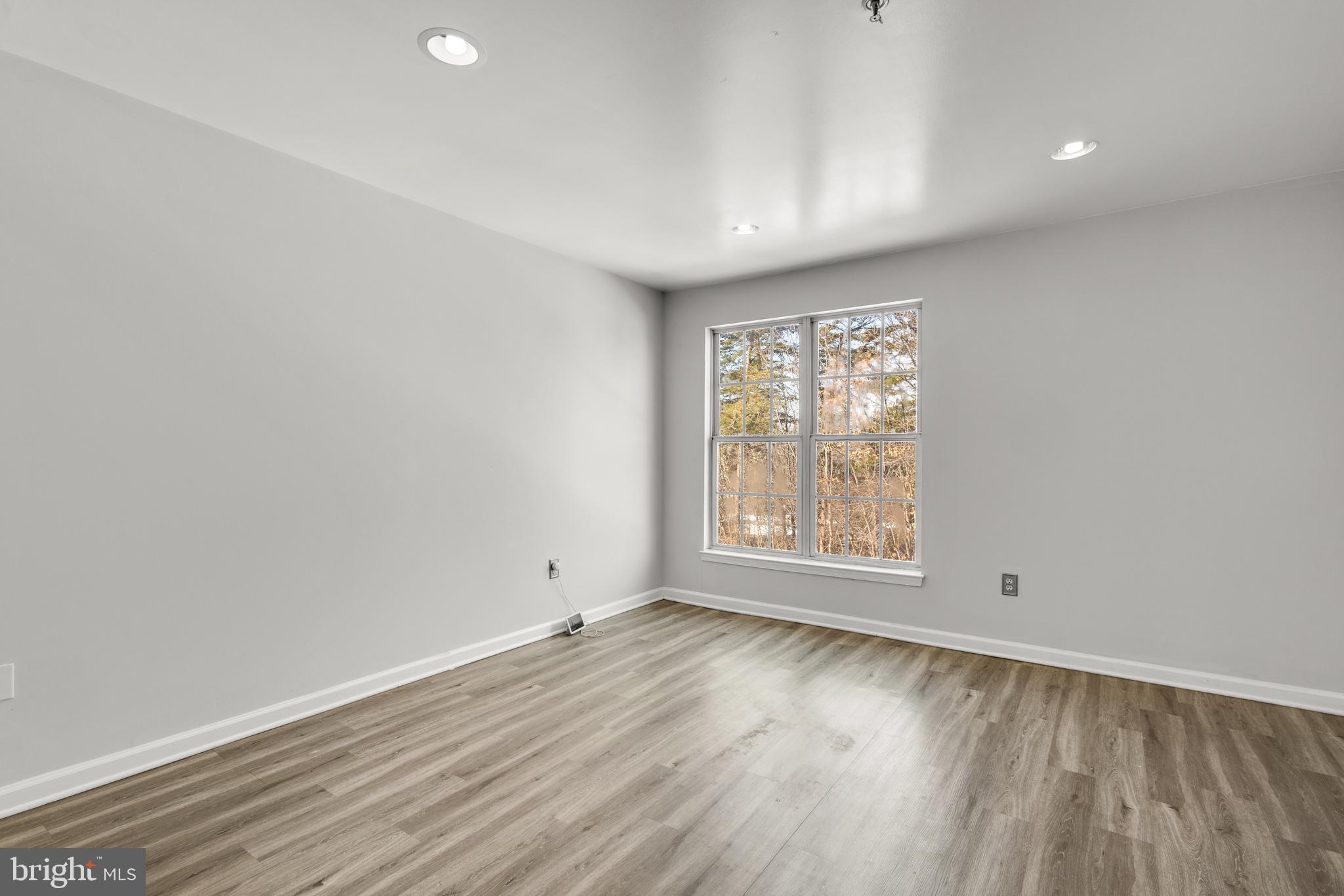 WINSTEN ESTATES - Residential