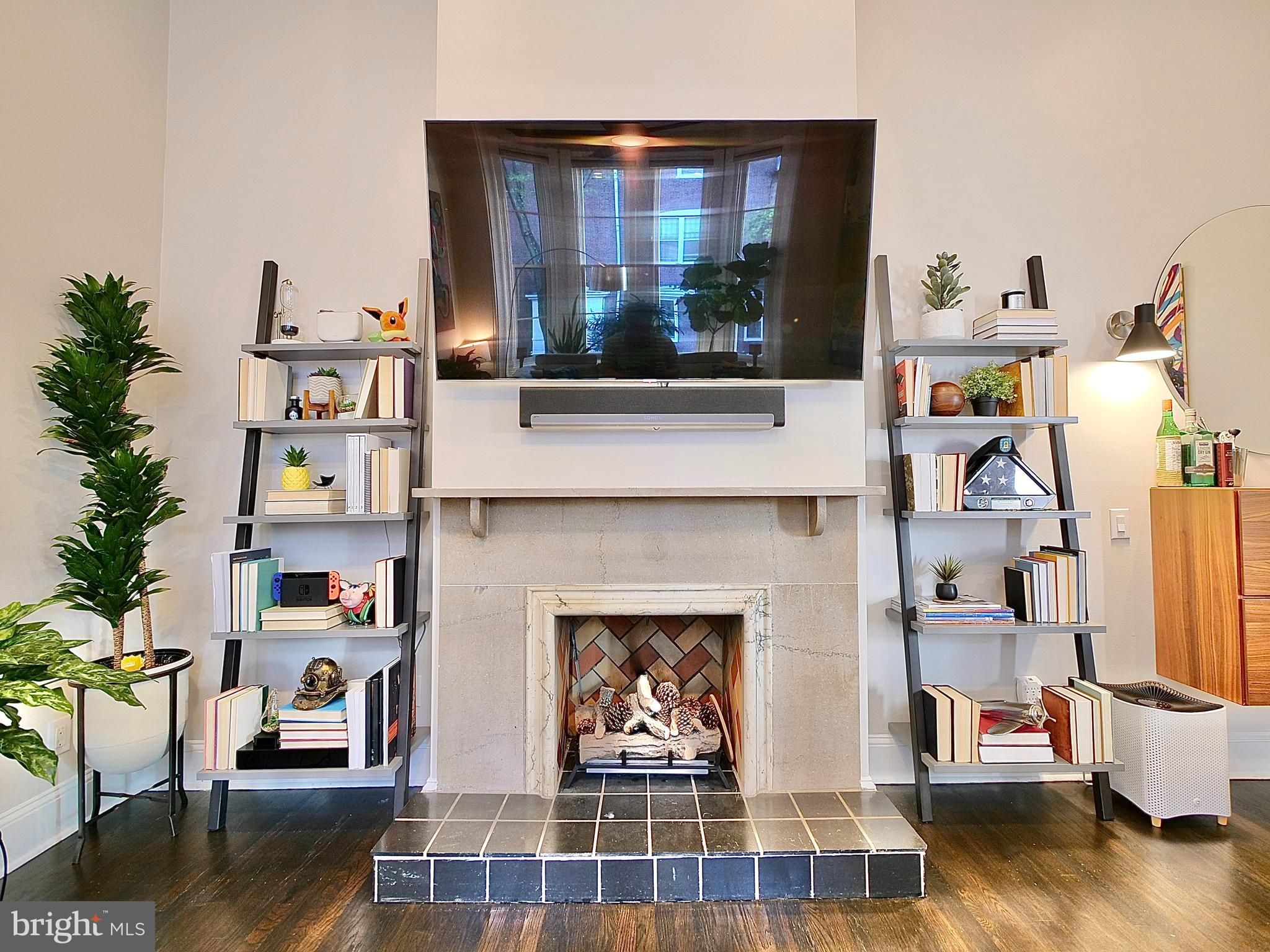 WASHINGTON SQ WEST - Residential Lease