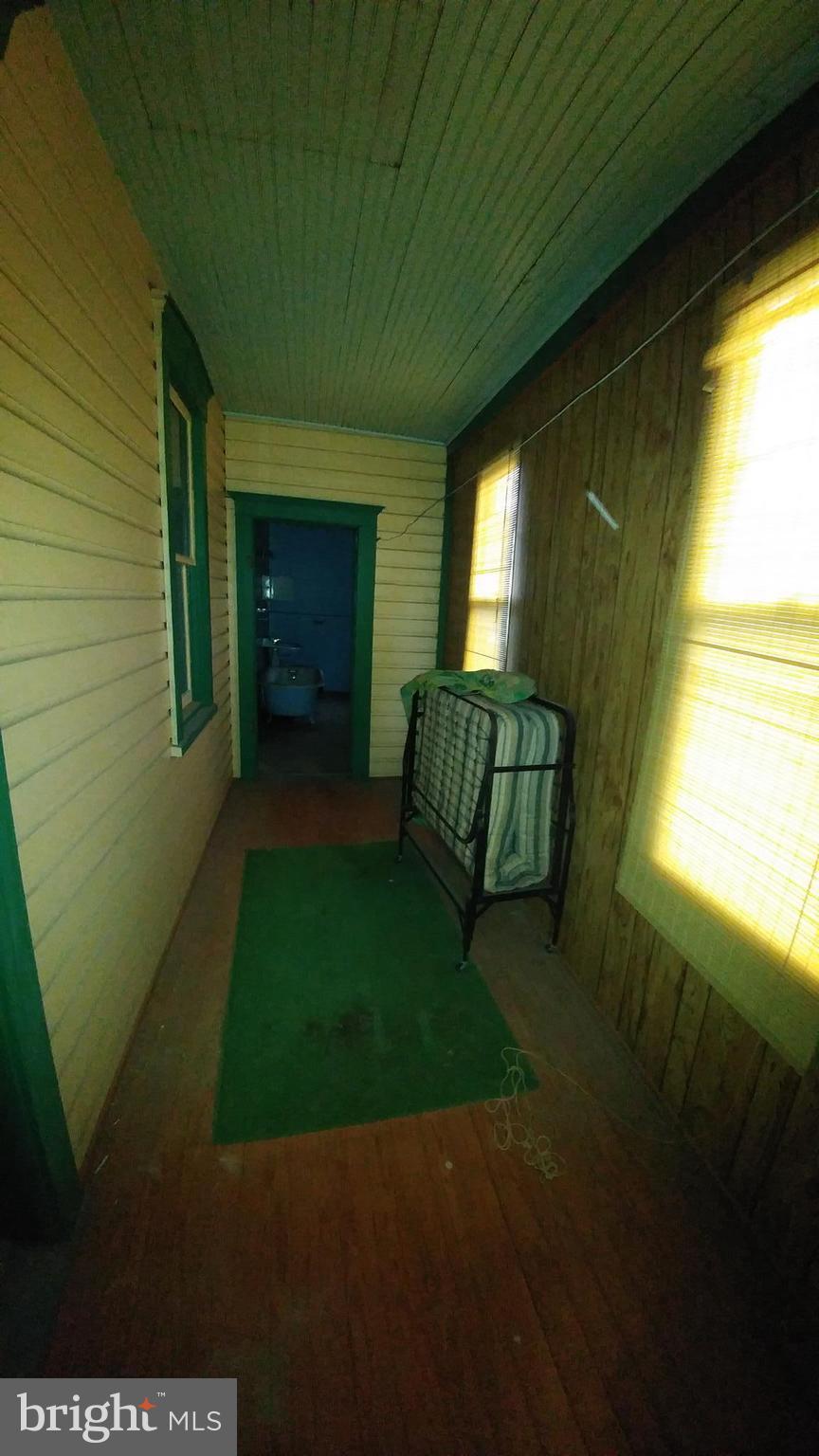 NORTH END - Residential