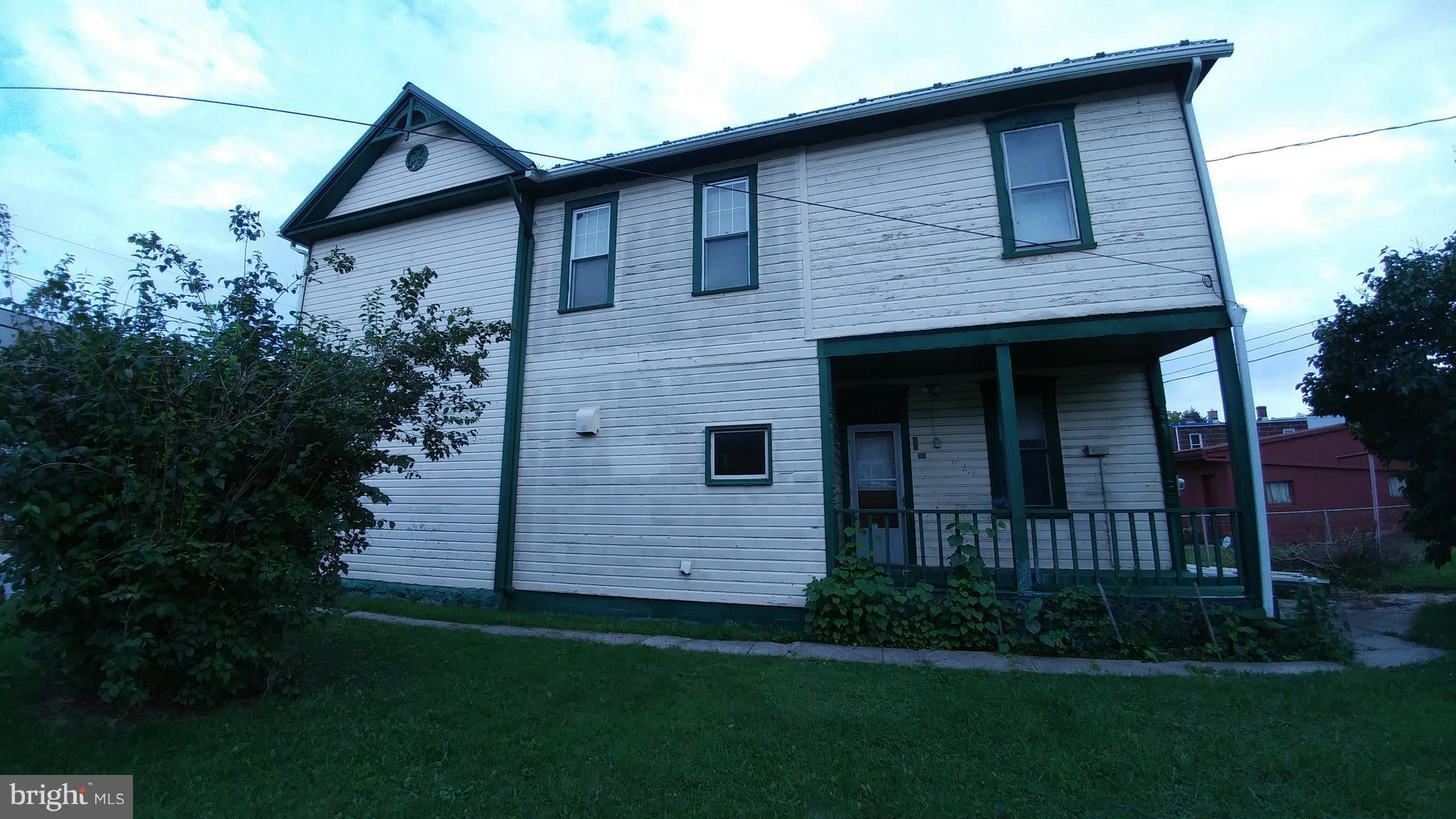 NORTH END - Residential