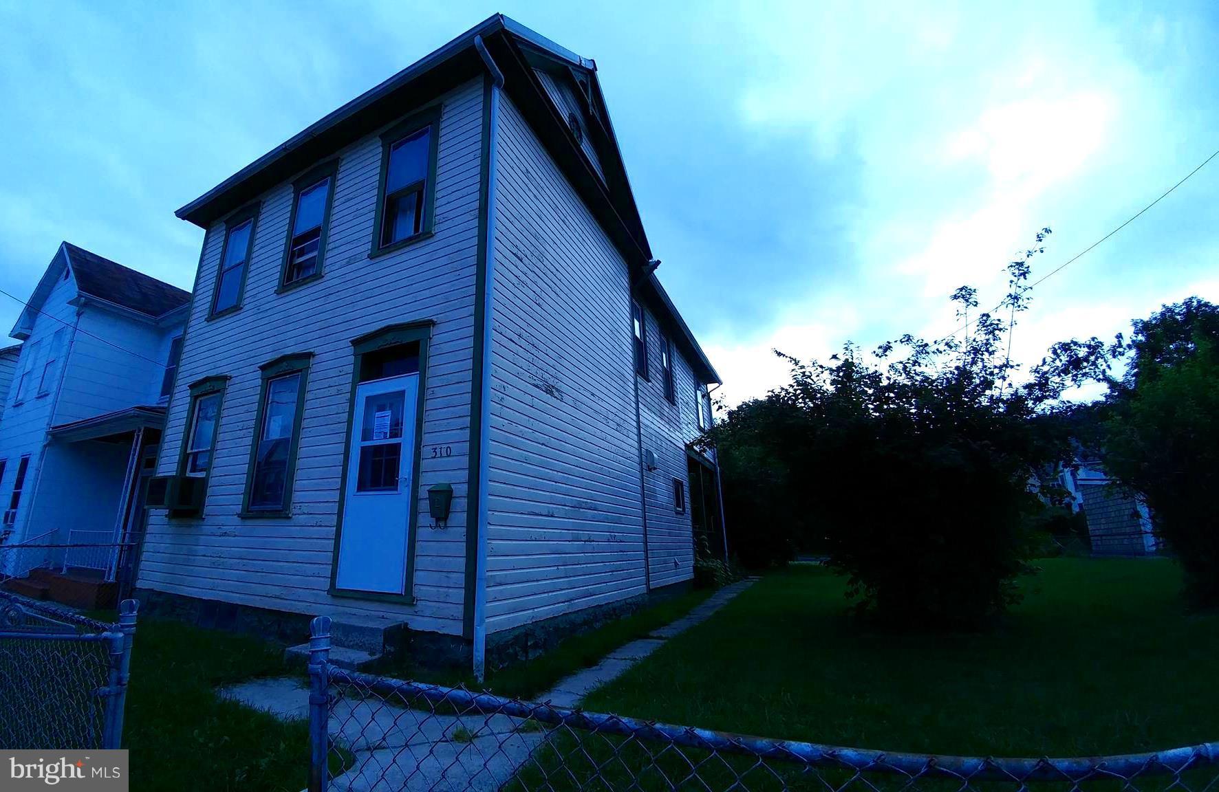 NORTH END - Residential