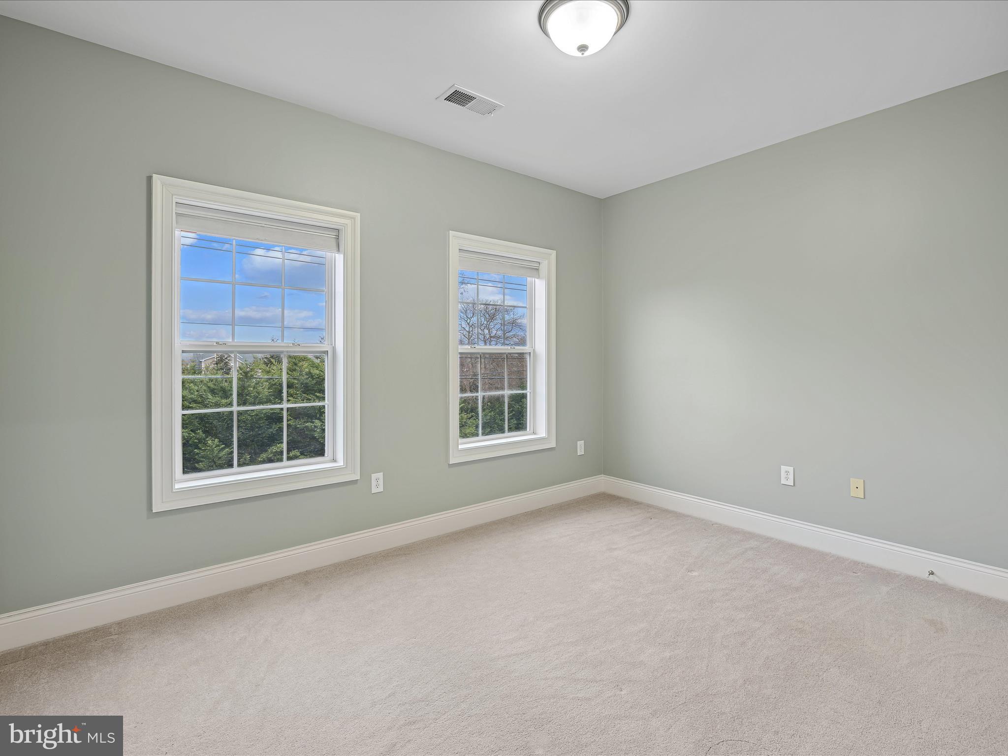 HEATHERFIELD - Residential