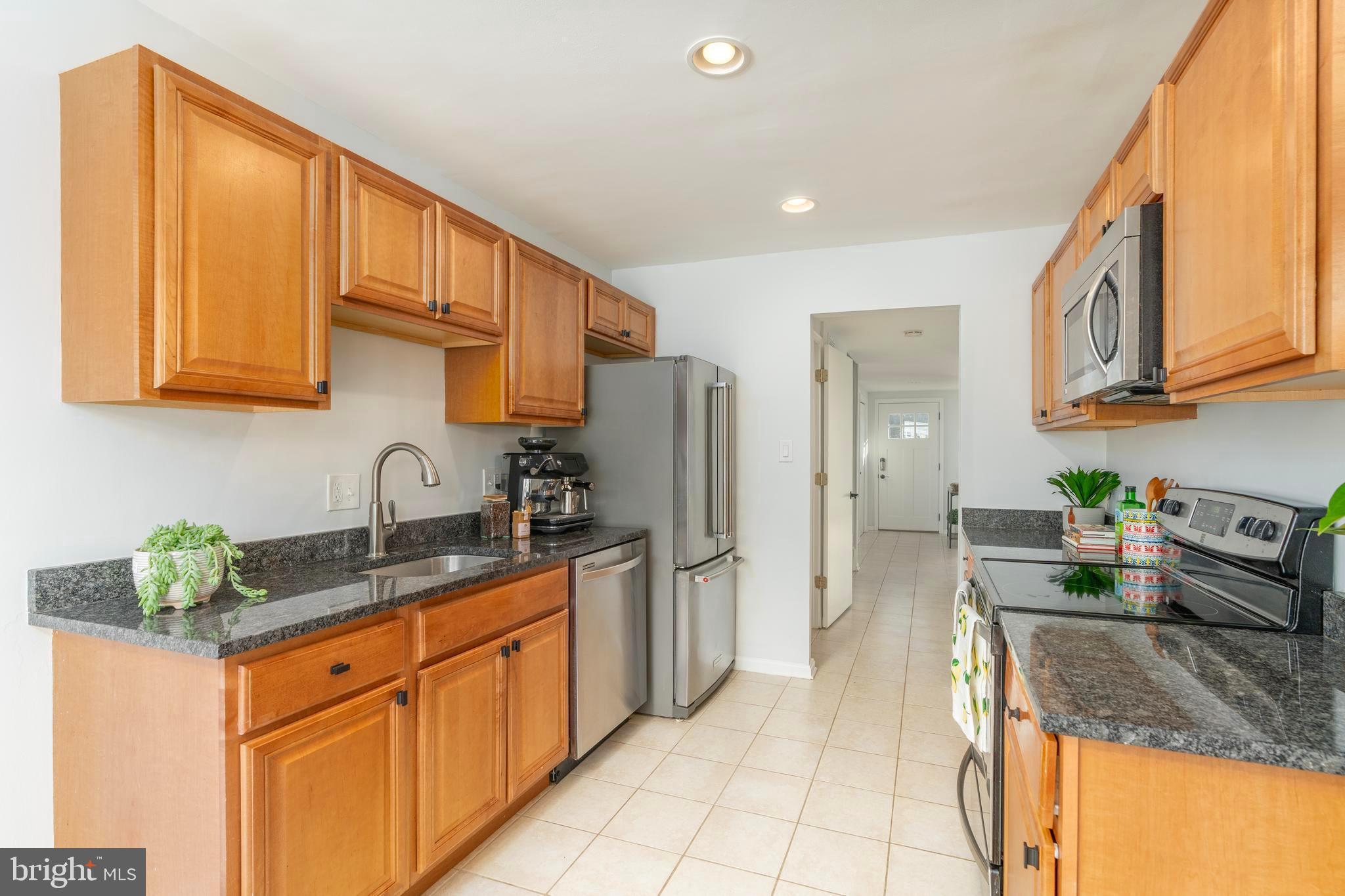 HALLCREST HEIGHTS - Residential