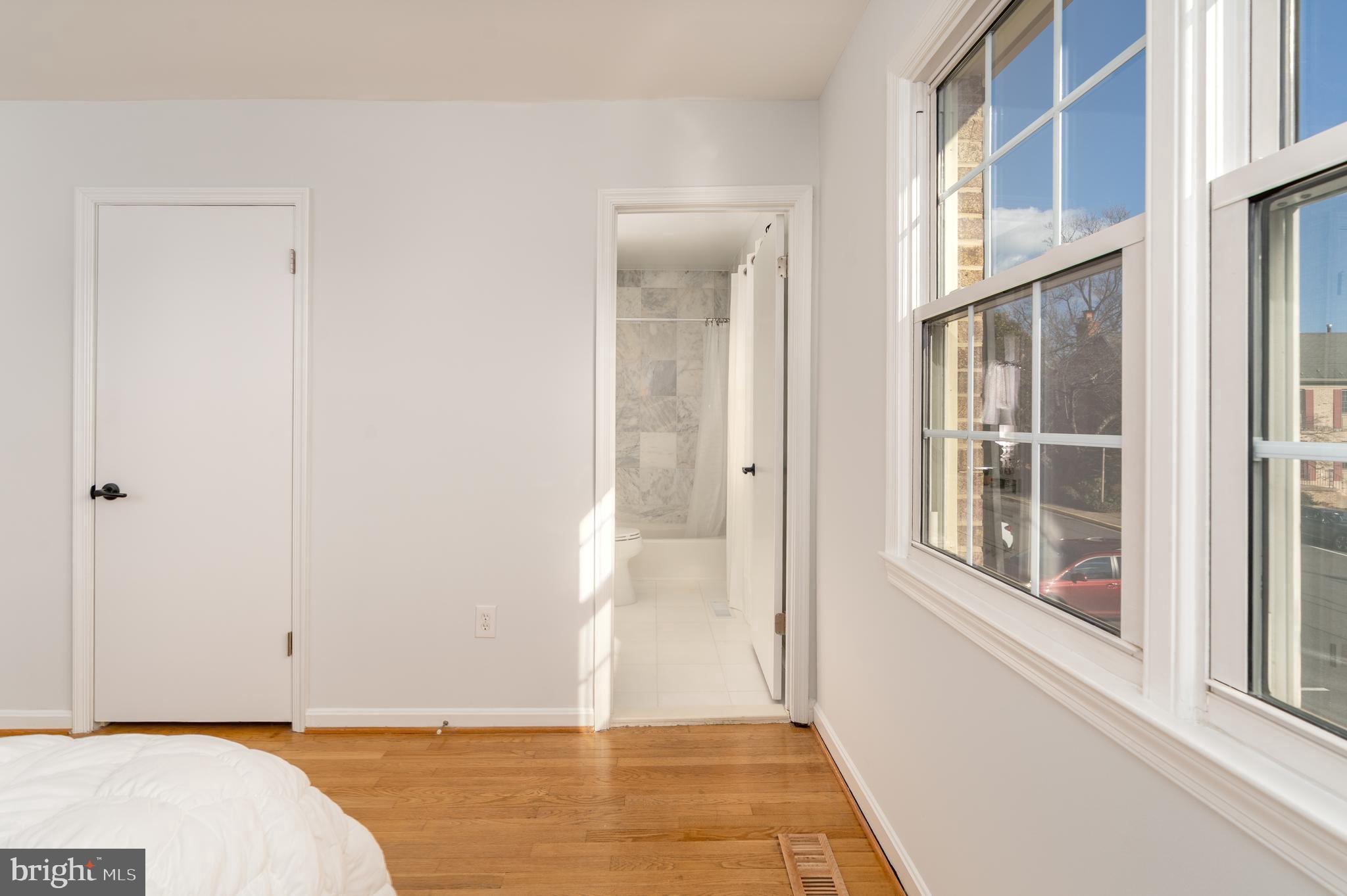 HALLCREST HEIGHTS - Residential