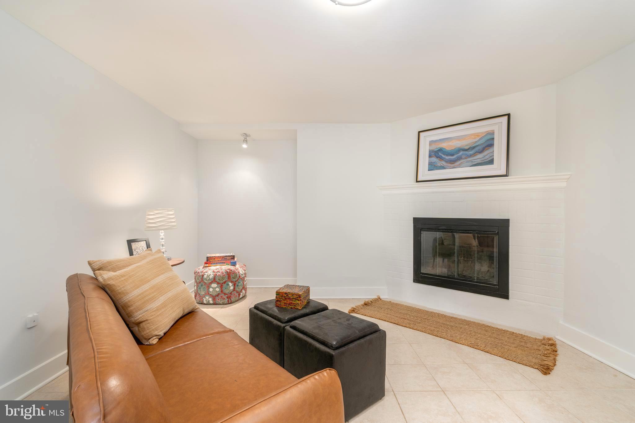 HALLCREST HEIGHTS - Residential