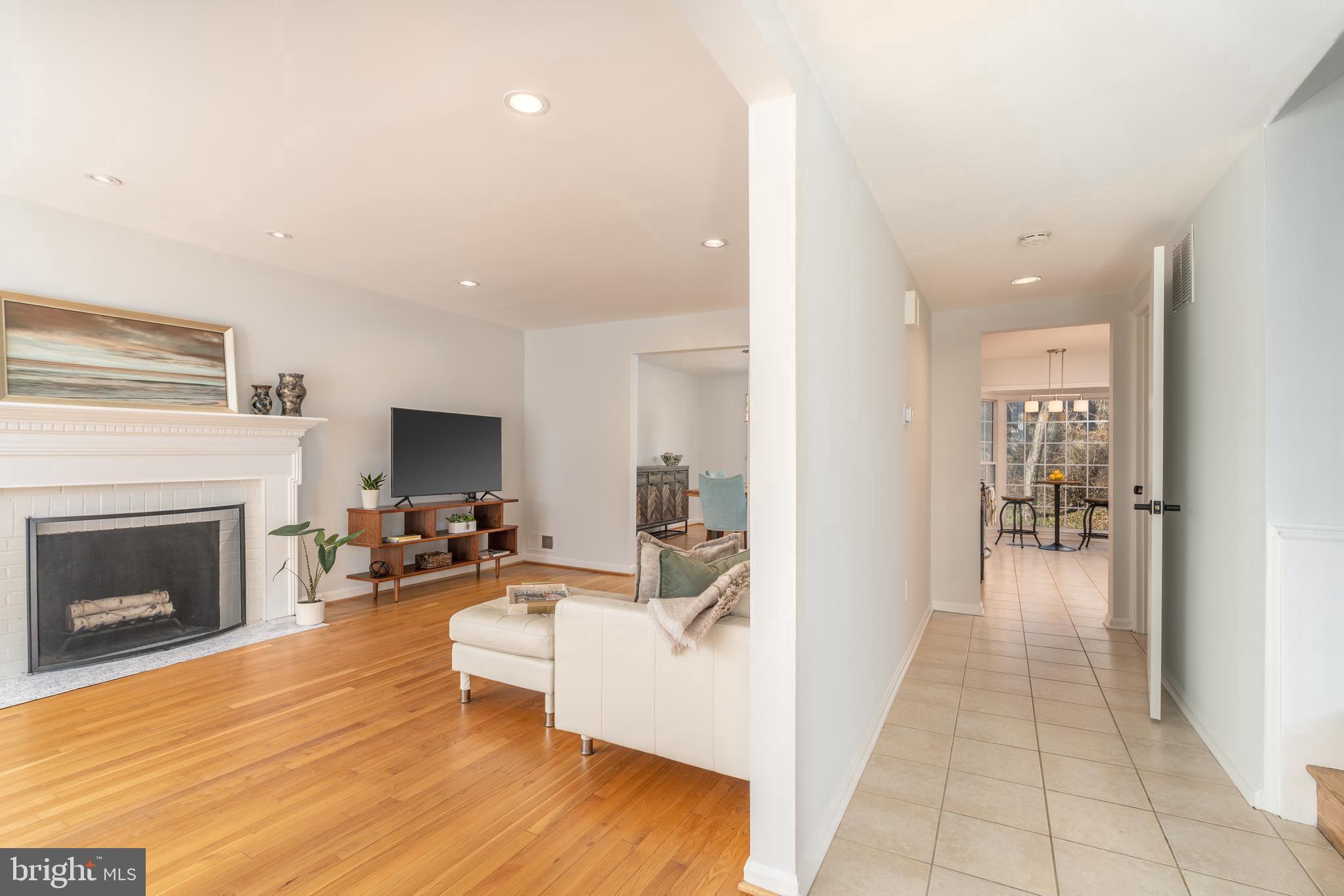 HALLCREST HEIGHTS - Residential