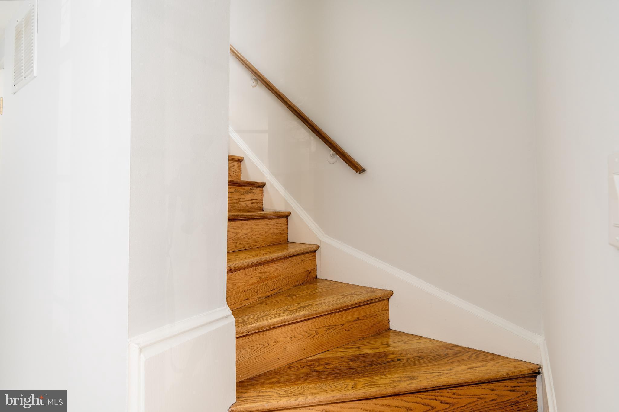 HALLCREST HEIGHTS - Residential