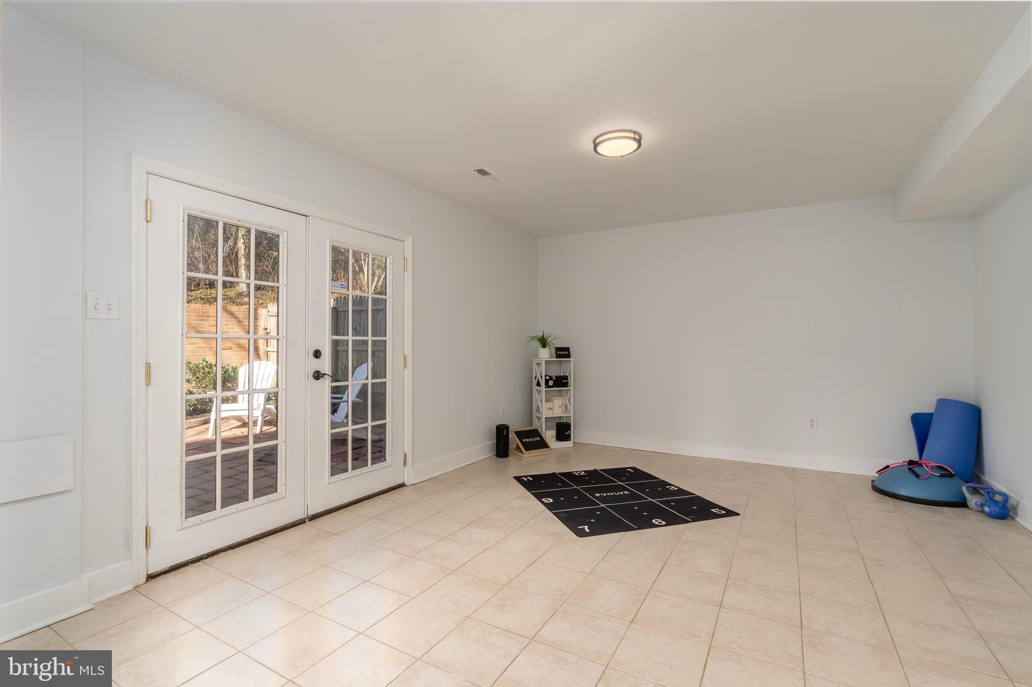 HALLCREST HEIGHTS - Residential