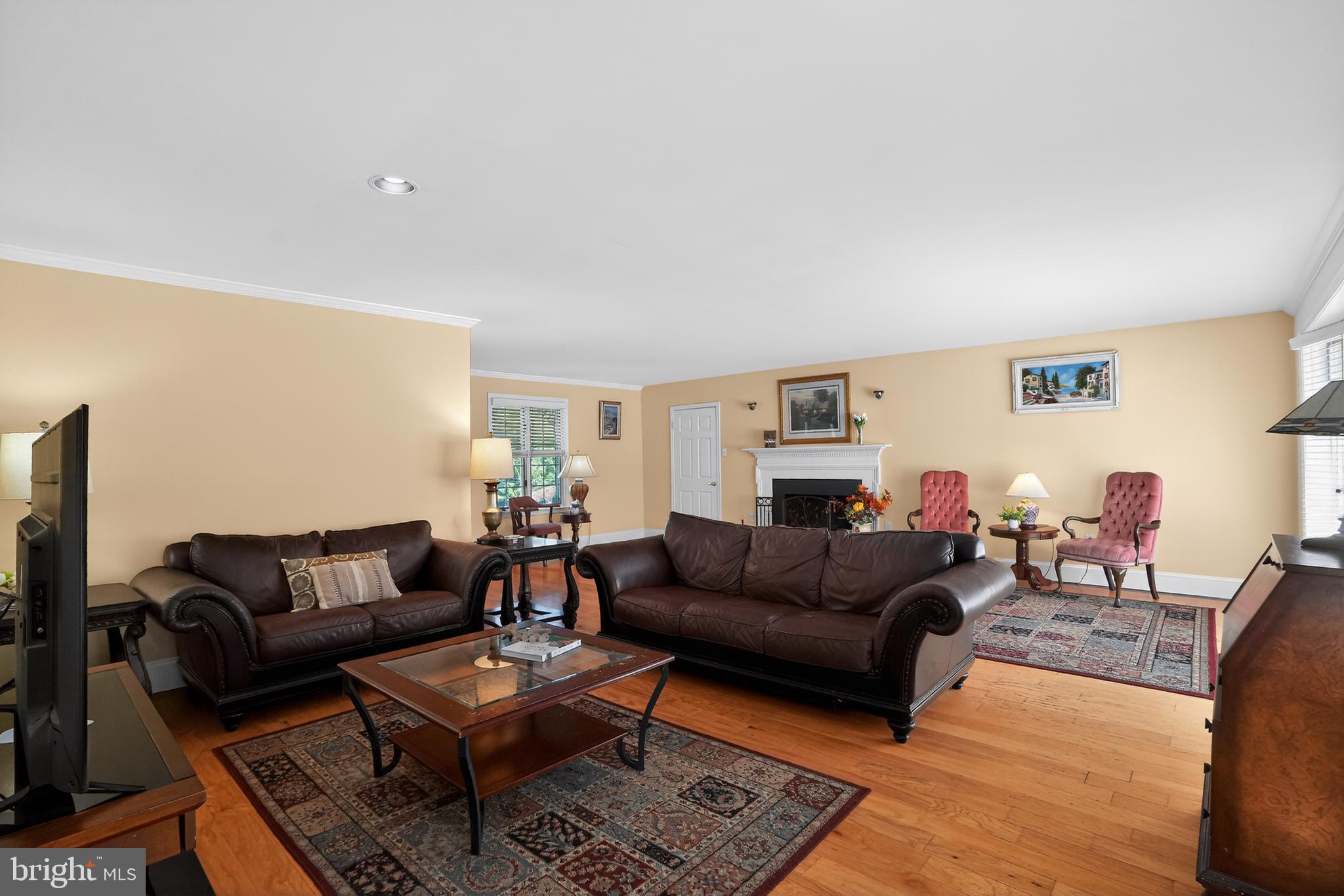 954 SAINT MATTHEWS ROAD