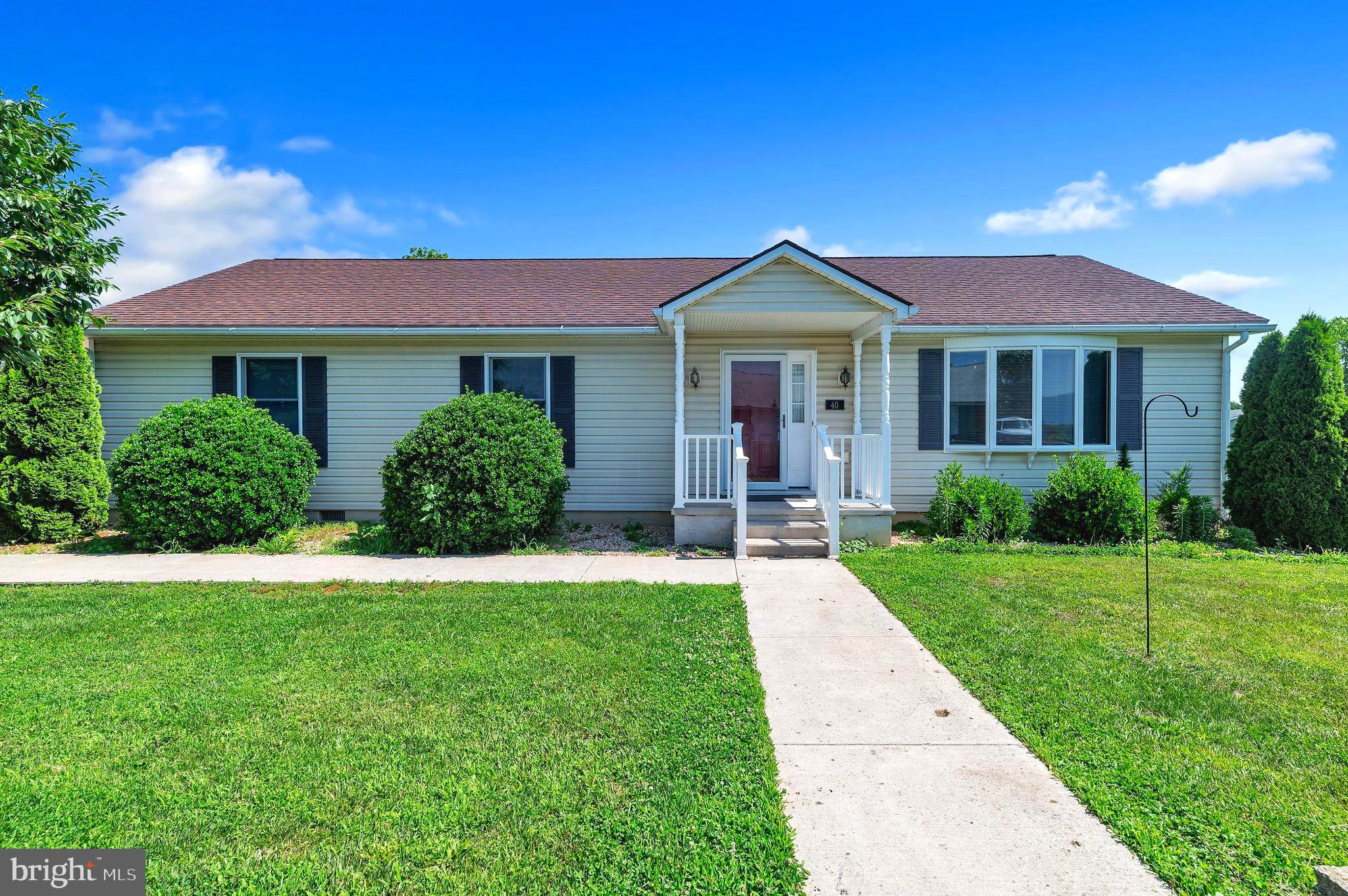 40 GREENHILL LANE