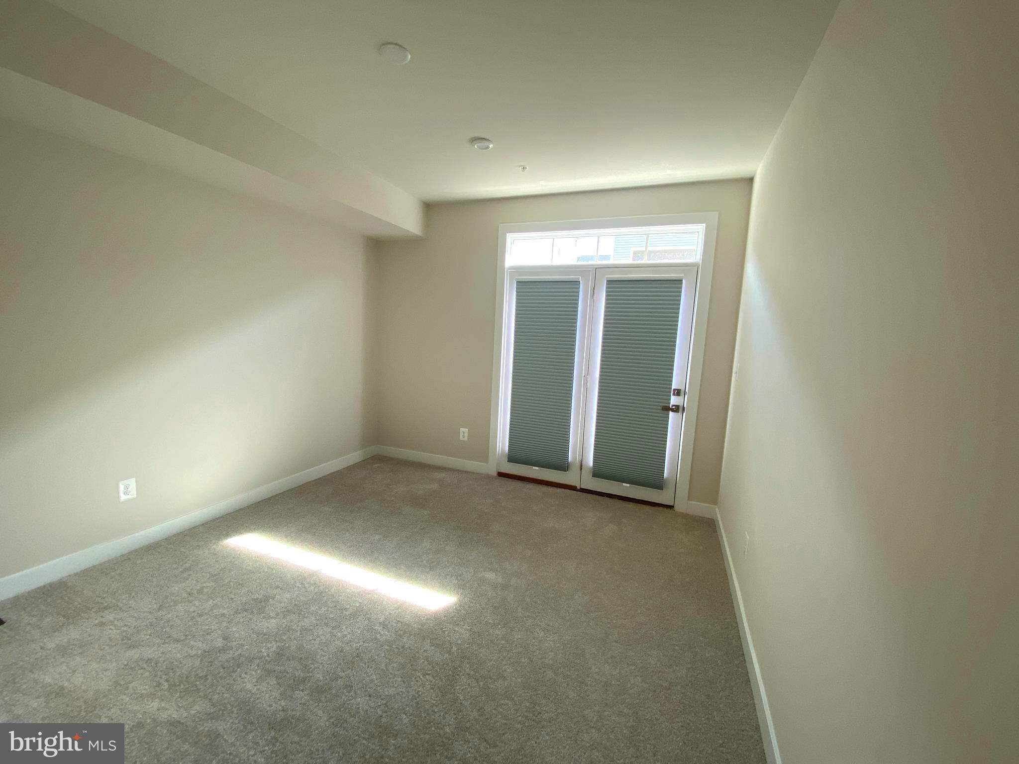 ARCOLA TOWN CENTER CONDO - Residential Lease