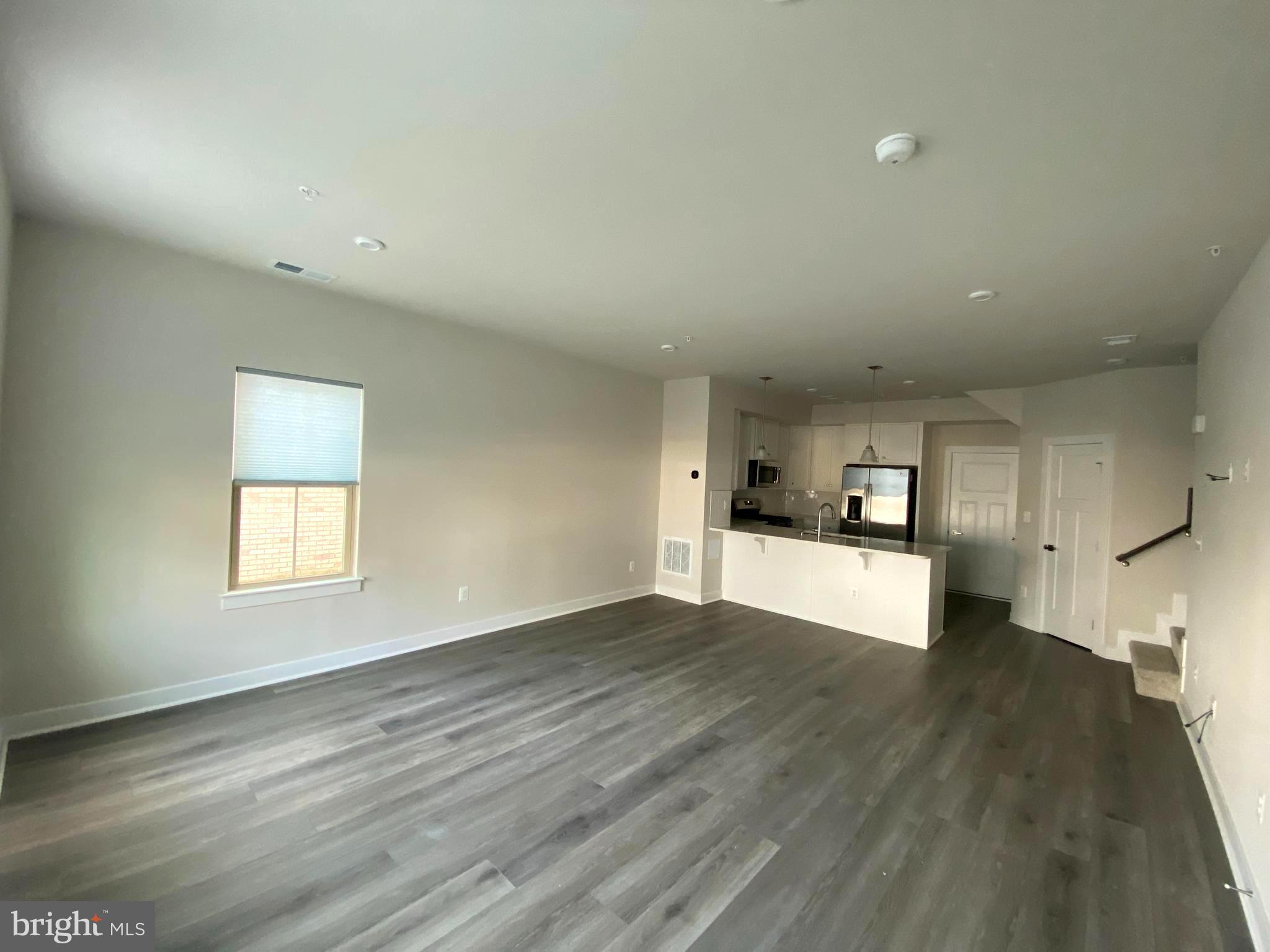 ARCOLA TOWN CENTER CONDO - Residential Lease