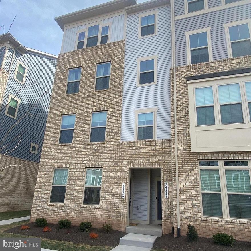 Exquisite Brand-New Condo Townhouse for Rent in the Heart of Arcola Town Center. Welcome to this stunning, two-level condo townhouse offering over 1,600 Sqft of beautifully upgraded living space, blending sophistication with comfort. Located in the desirable Arcola Town Center community, this 3-bedroom, 2.5-bathroom gem is designed for modern living. As you step inside, you're greeted by a spacious main level that seamlessly flows from the inviting living and dining areas into the chef-inspired kitchen. Featuring high-end finishes, sleek cabinetry, and premium stainless-steel appliances, this kitchen is perfect for both everyday meals and entertaining guests. Upstairs, the master suite provides an elegant retreat with a spacious bedroom, his-and-her walk-in closets, and a spa-like ensuite bathroom. Enjoy the luxury of a standing shower, dual vanities, and a soaking tub, offering the perfect space to unwind. Two generously sized secondary bedrooms ensure plenty of room for family or guests. This condo townhouse blends contemporary style with unparalleled comfort, making it the perfect place to call home.