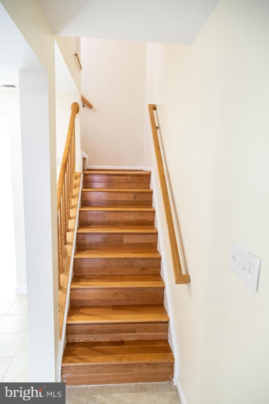 TRAILSIDE - Residential Lease
