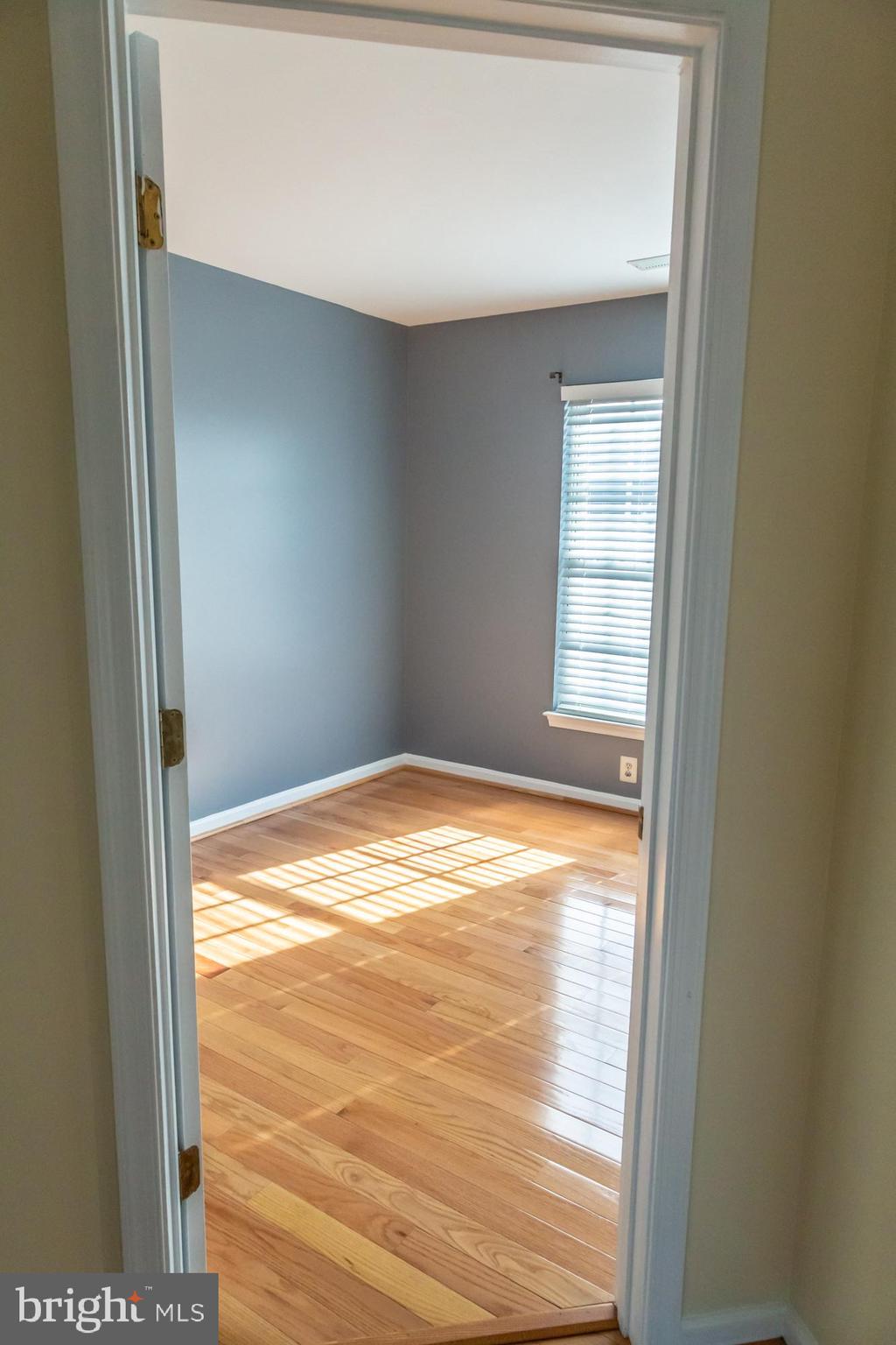 TRAILSIDE - Residential Lease