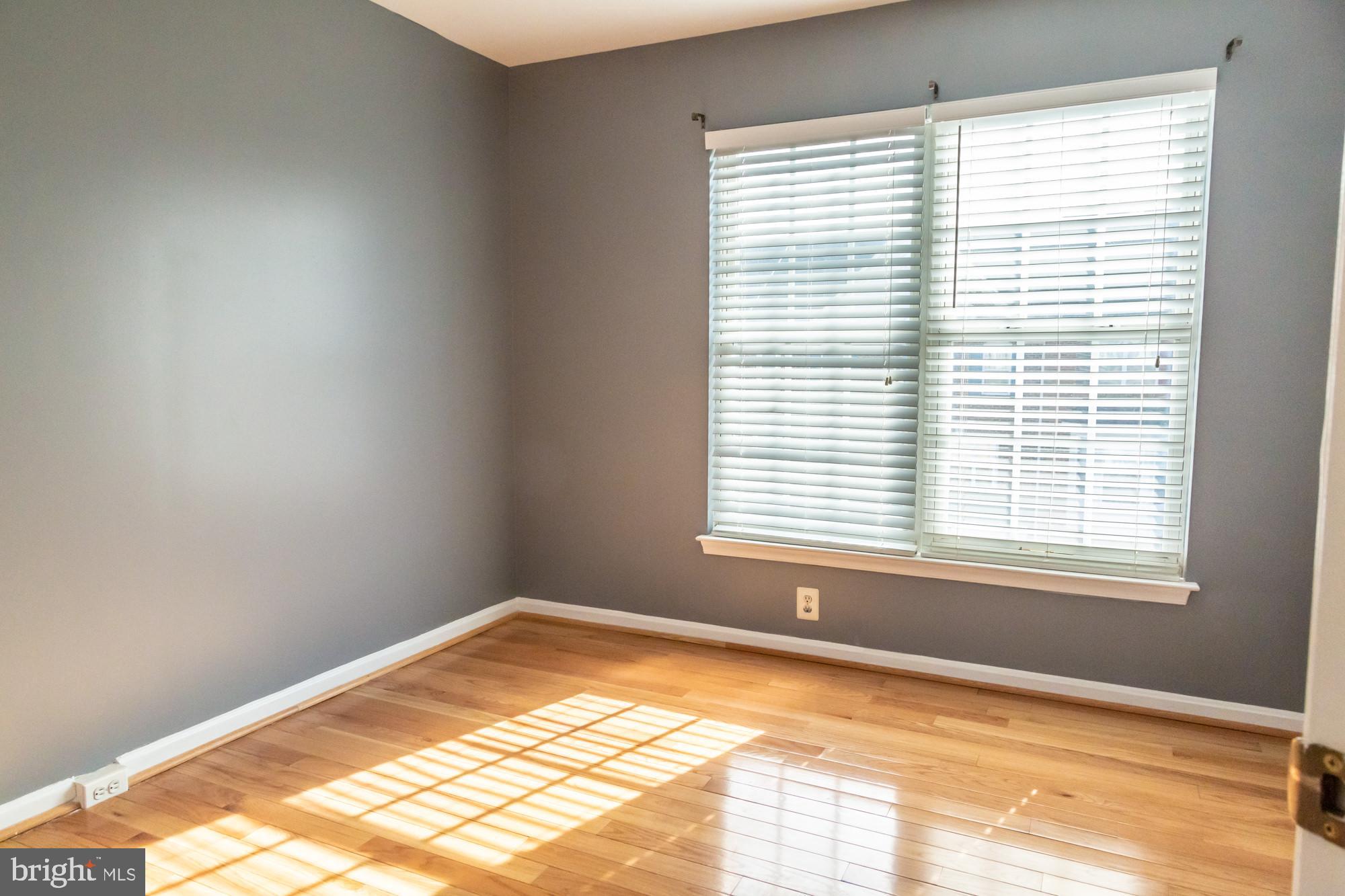 TRAILSIDE - Residential Lease