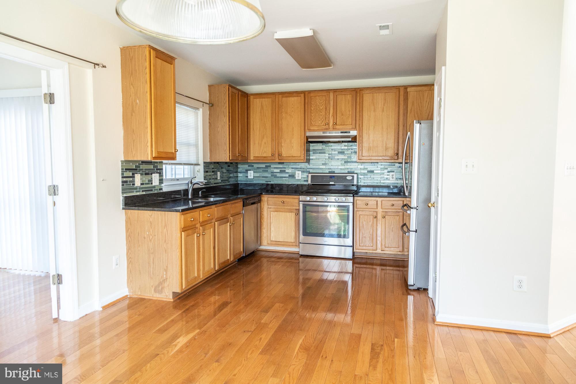 TRAILSIDE - Residential Lease