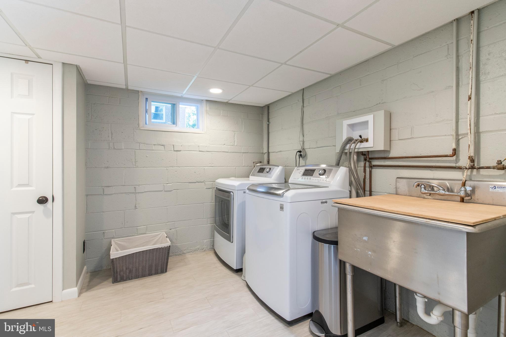 BOB WHITE FARMS - Residential