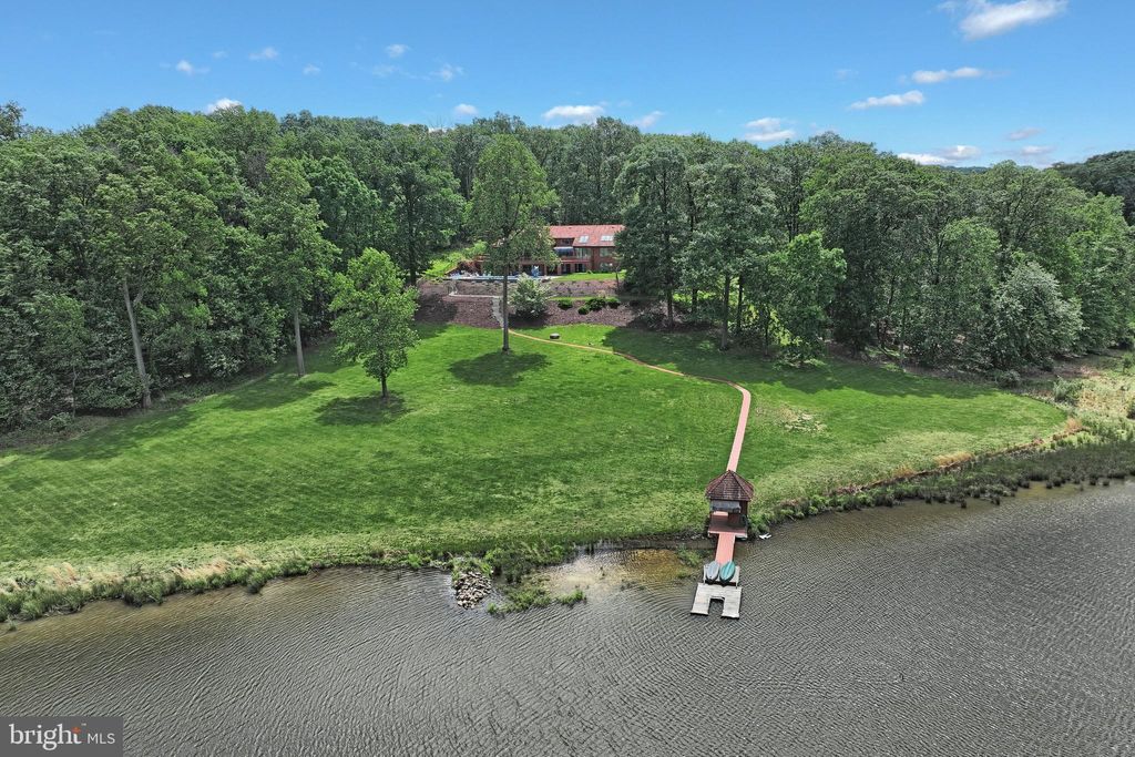 Photo of 174 Springhouse Lane, SPRING GROVE, PA 17362 (MLS # PAYK2081312)