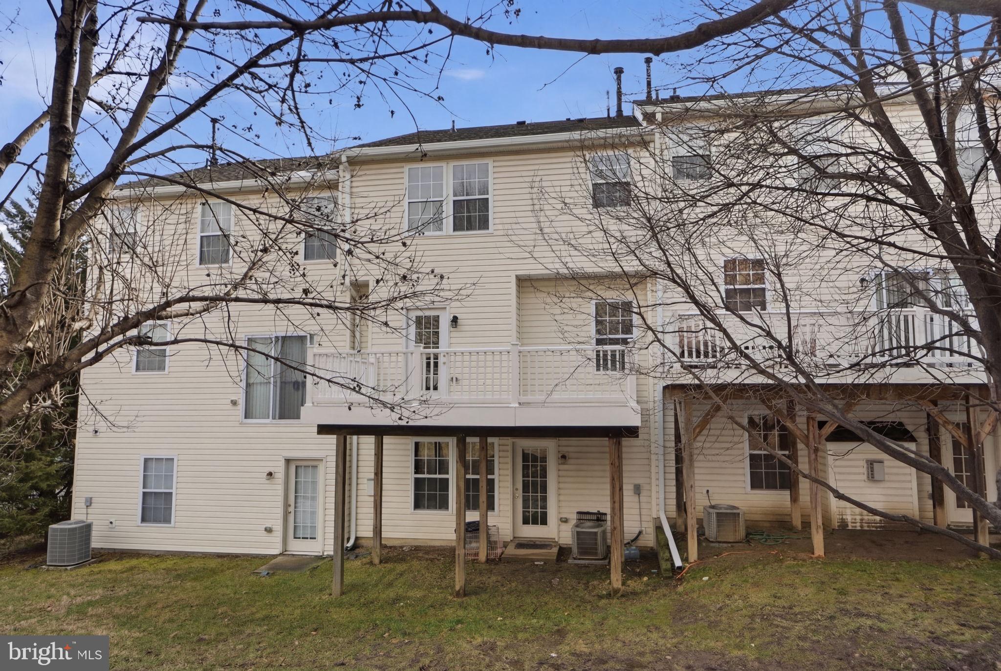 WATERS EDGE - Residential