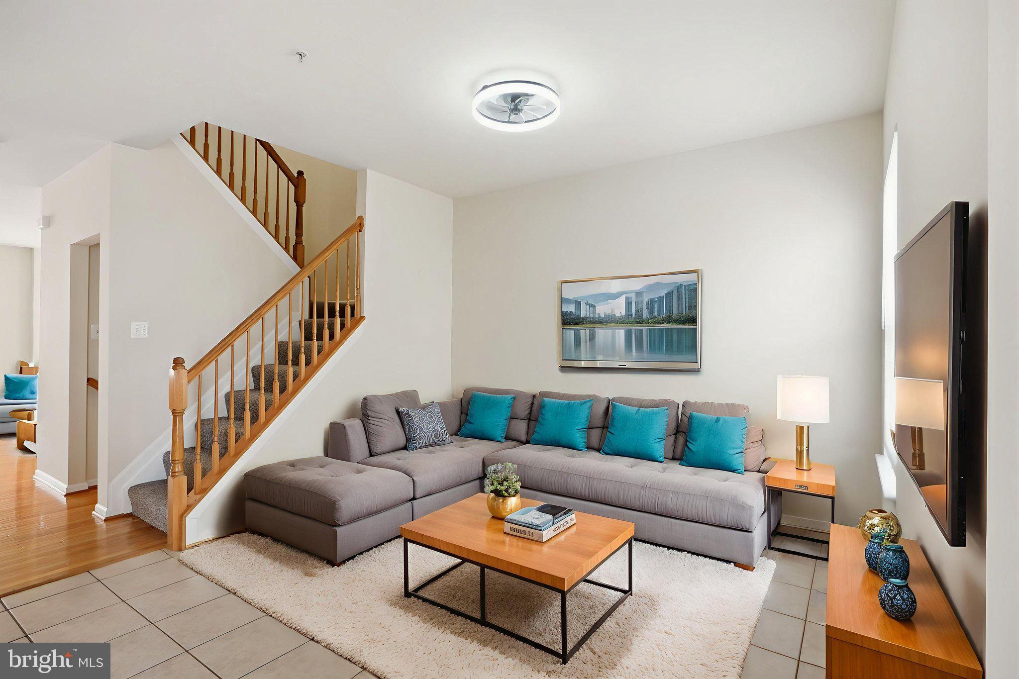 WATERS EDGE - Residential