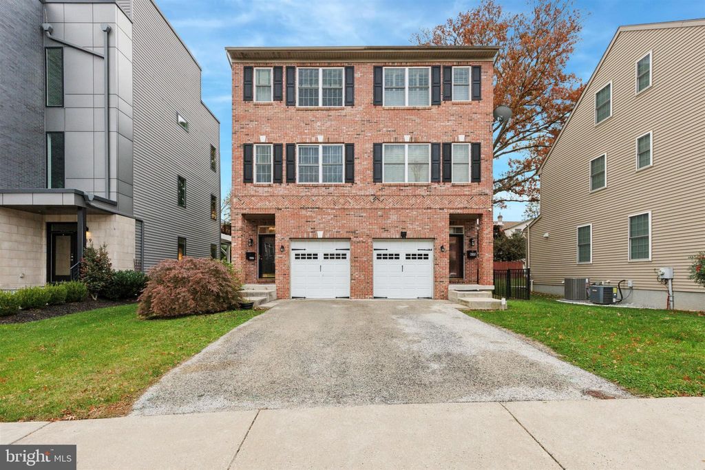 Photo of 637 Keely Court, PHILADELPHIA, PA 19128 (MLS # PAPH2555268)