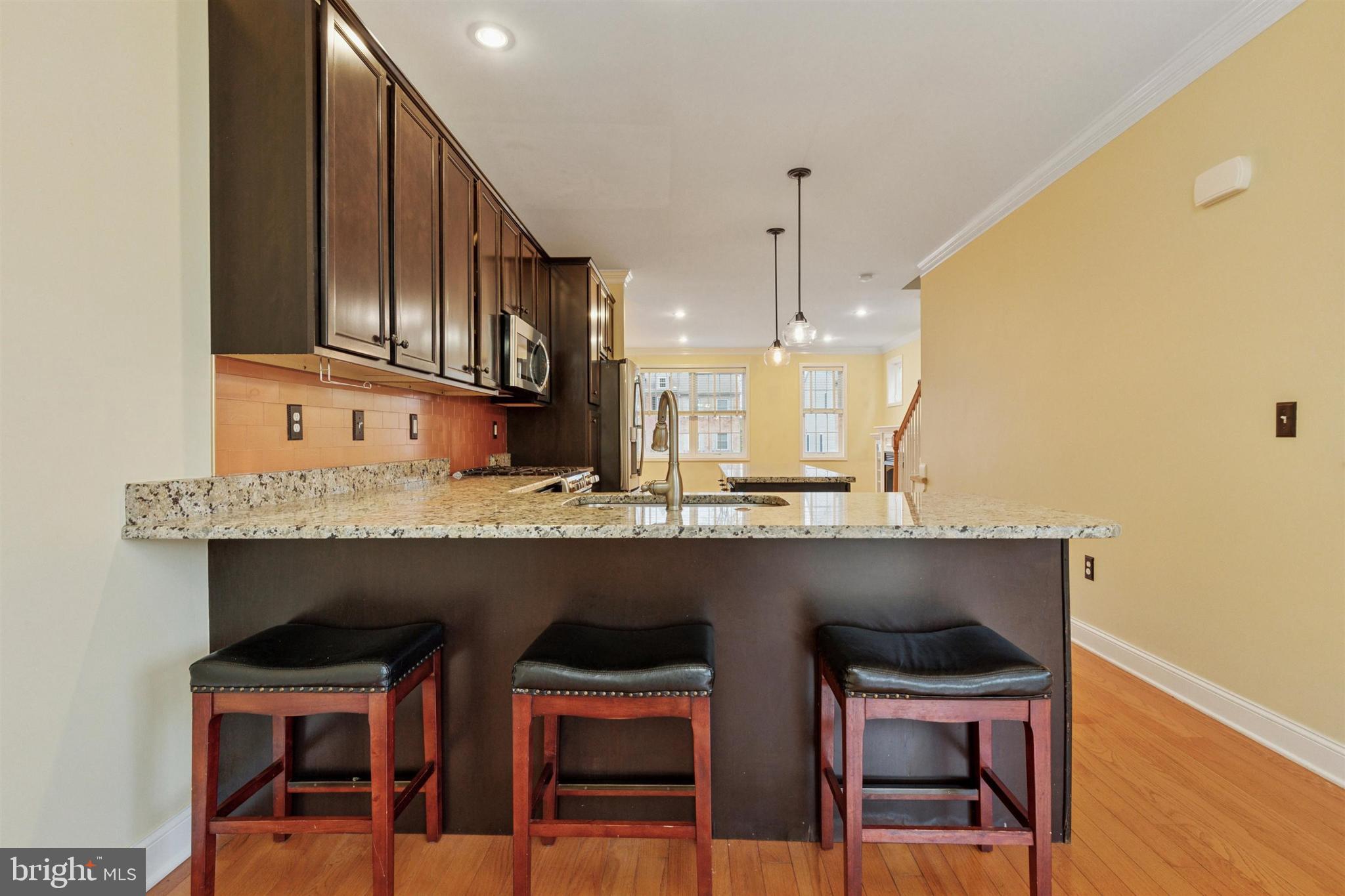 ROXBOROUGH - Residential