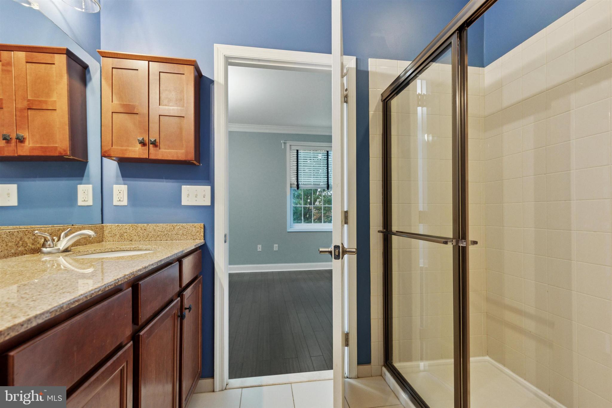 ROXBOROUGH - Residential