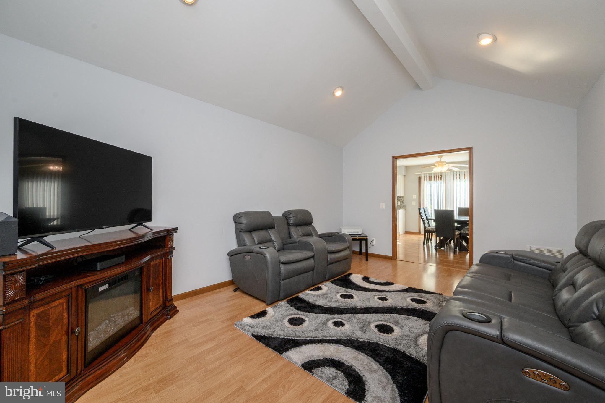 152 NAUTILUS DRIVE