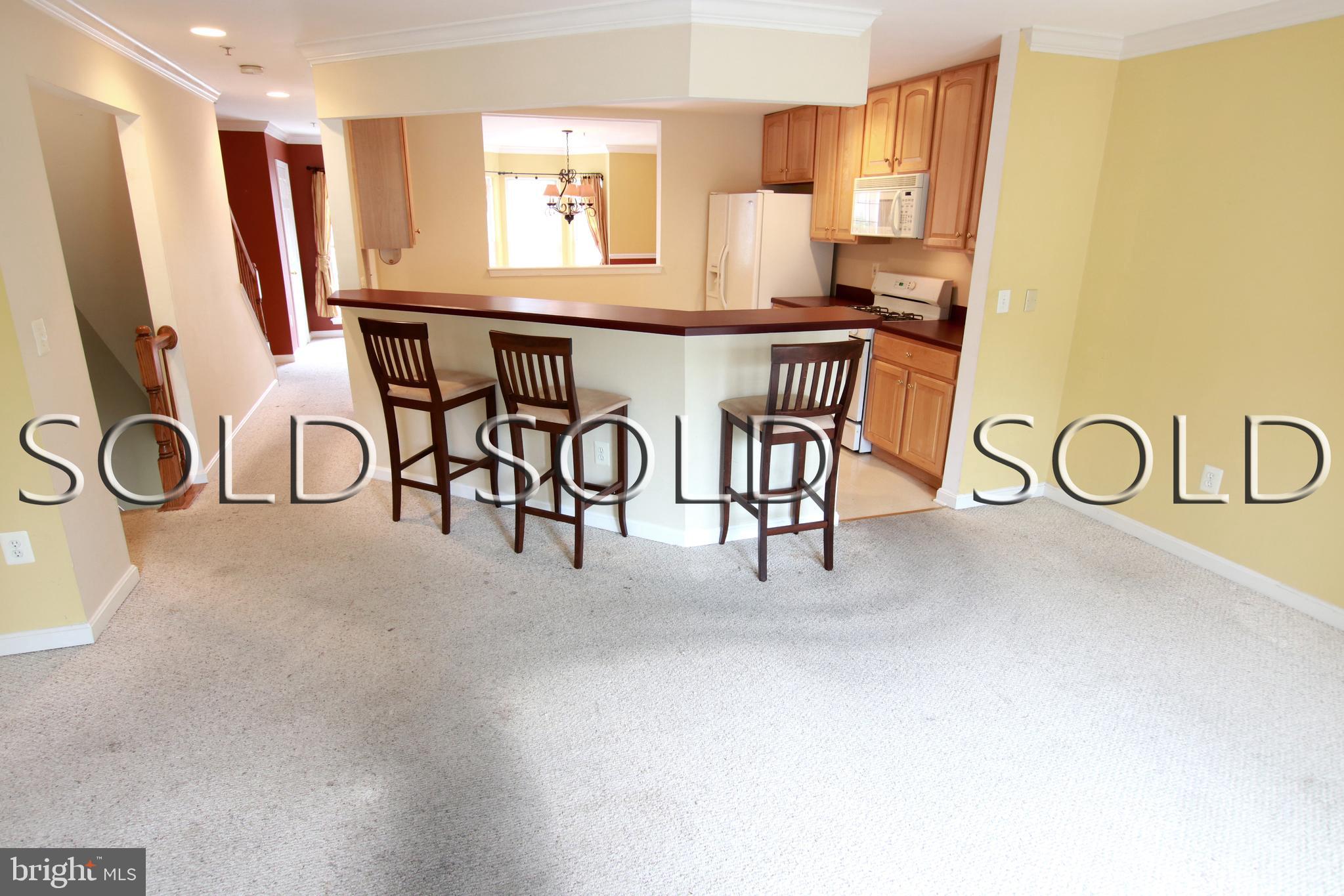 FALCON CREST - Residential