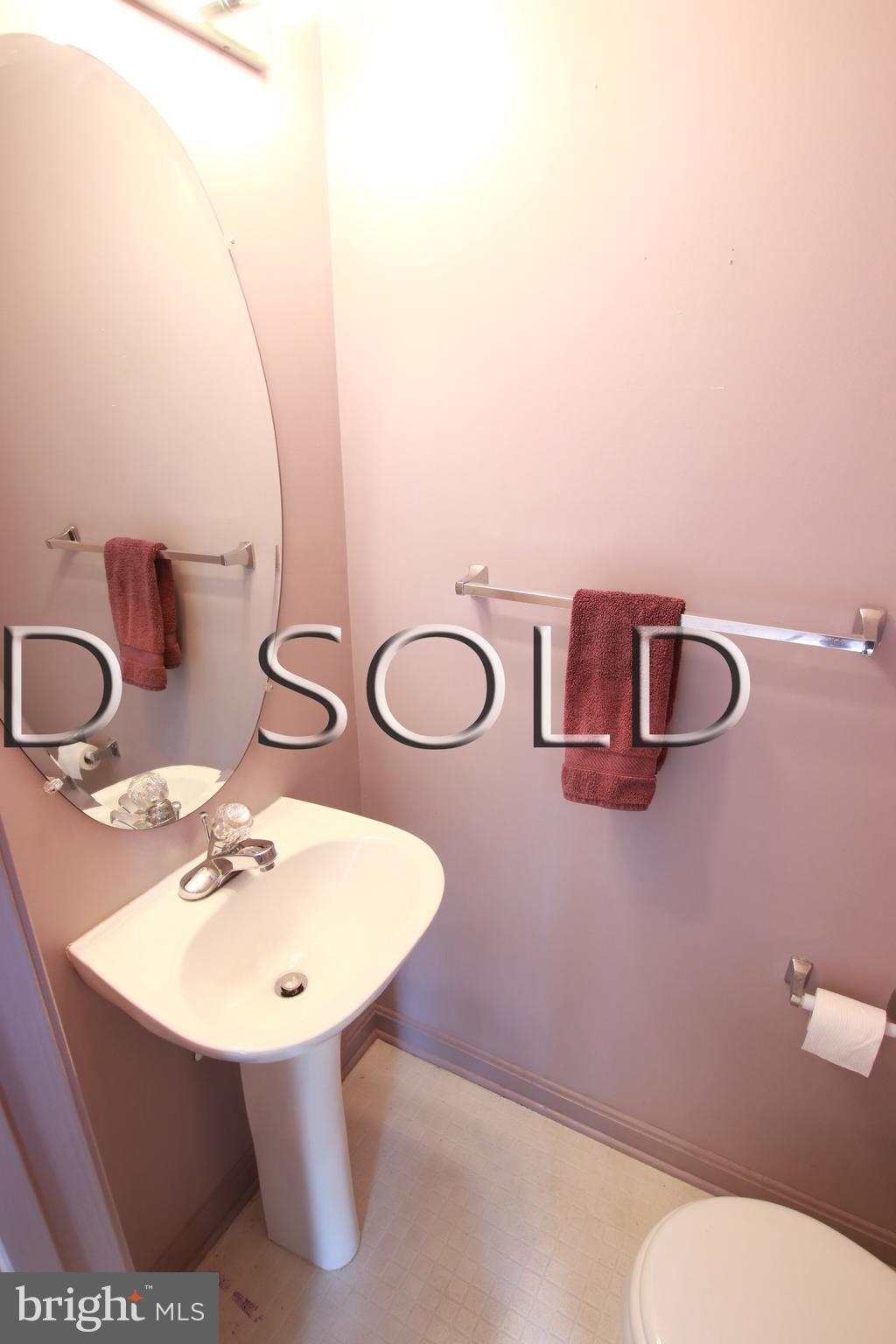 FALCON CREST - Residential