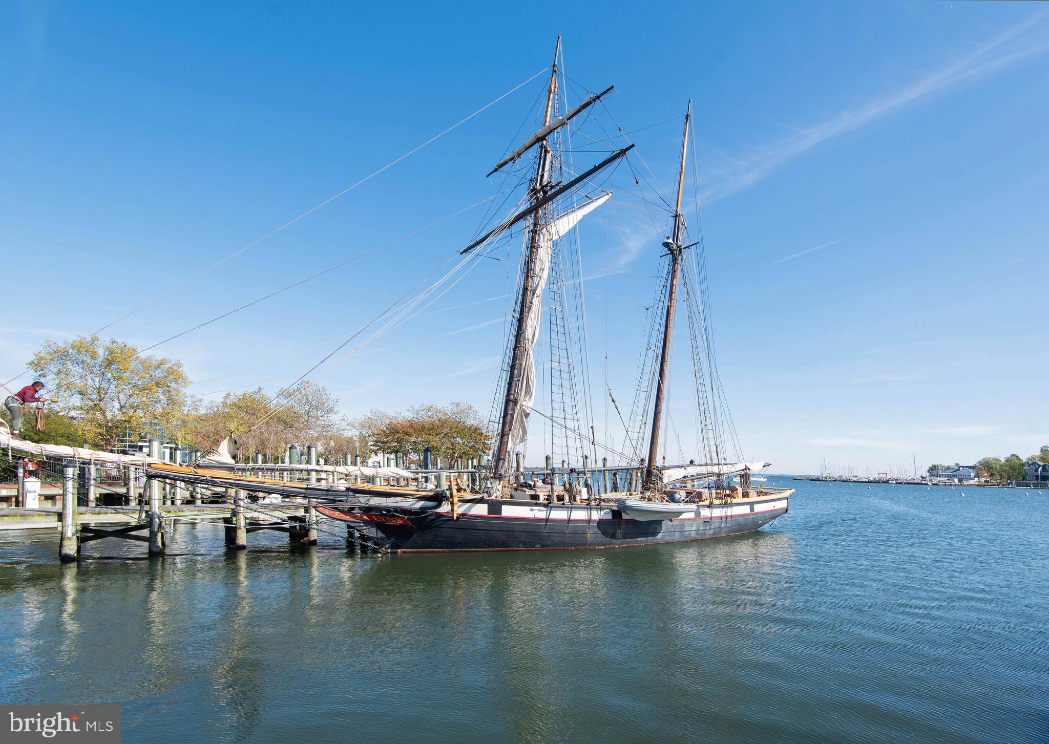 ACTONS LANDING CONDOS - Residential