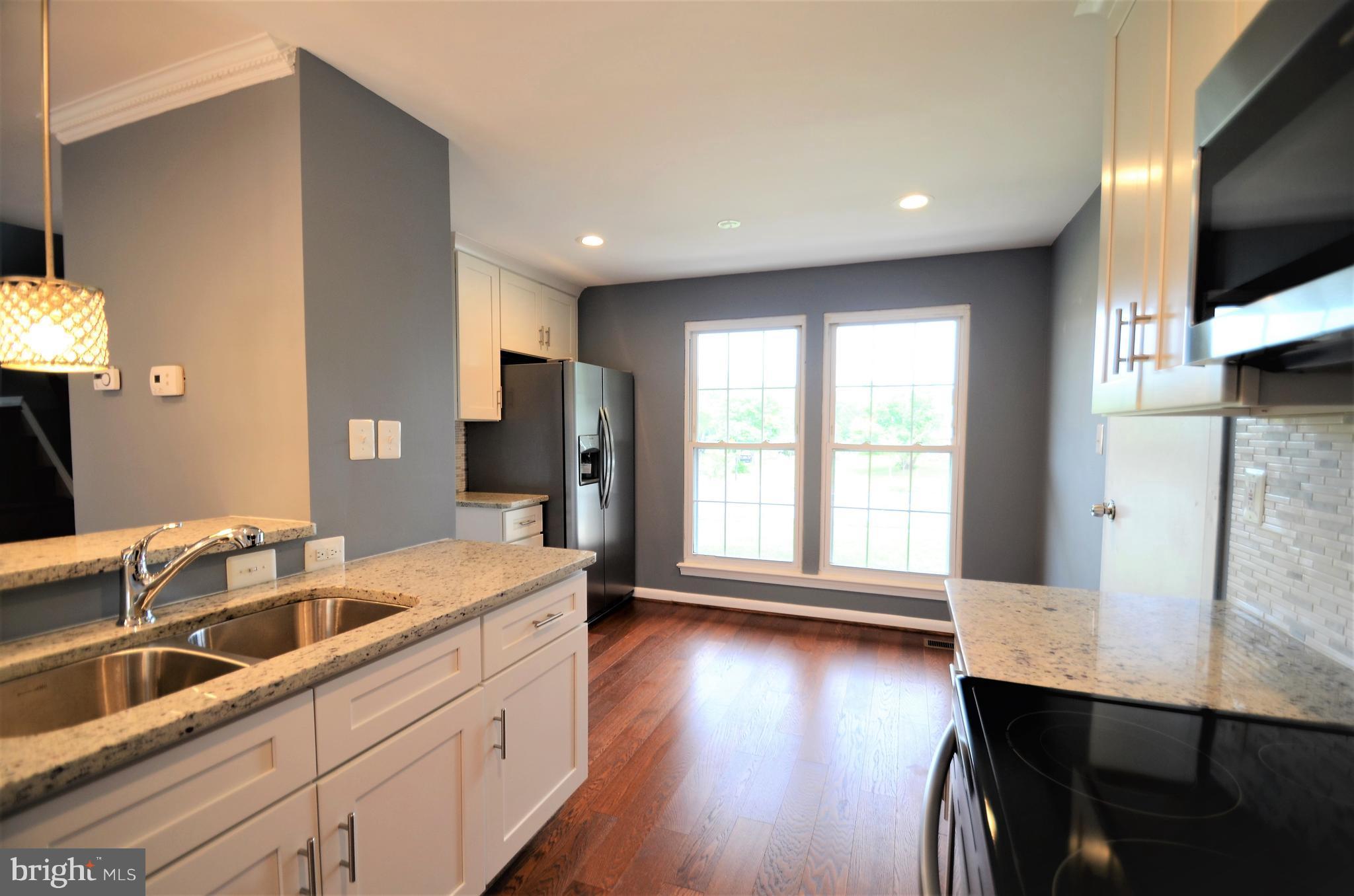 MAPLEWOOD - Residential