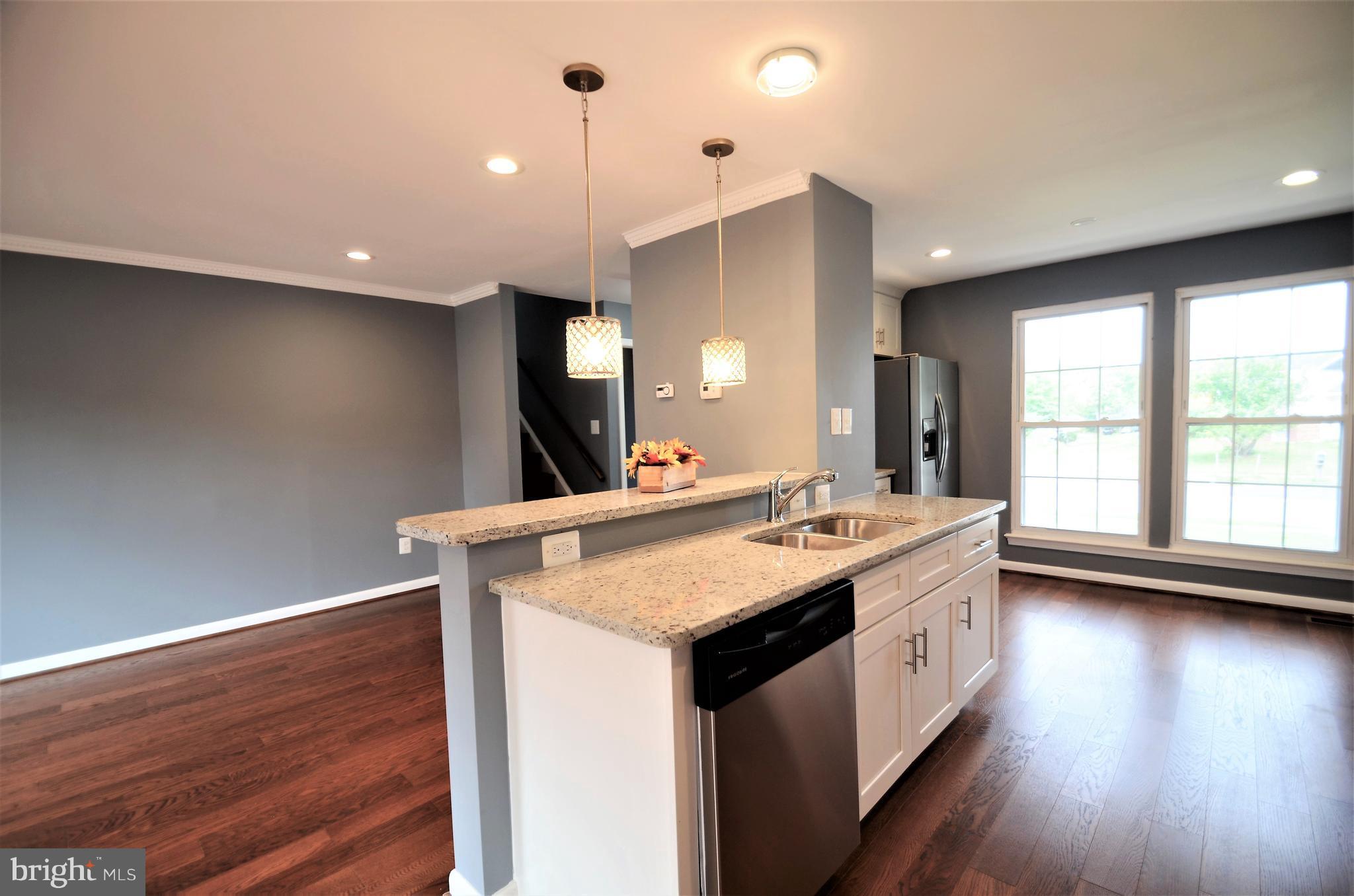 MAPLEWOOD - Residential