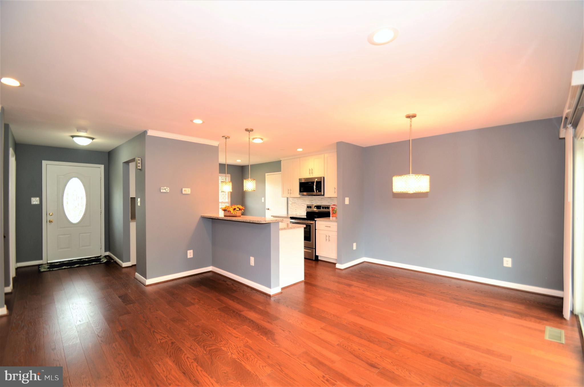 MAPLEWOOD - Residential