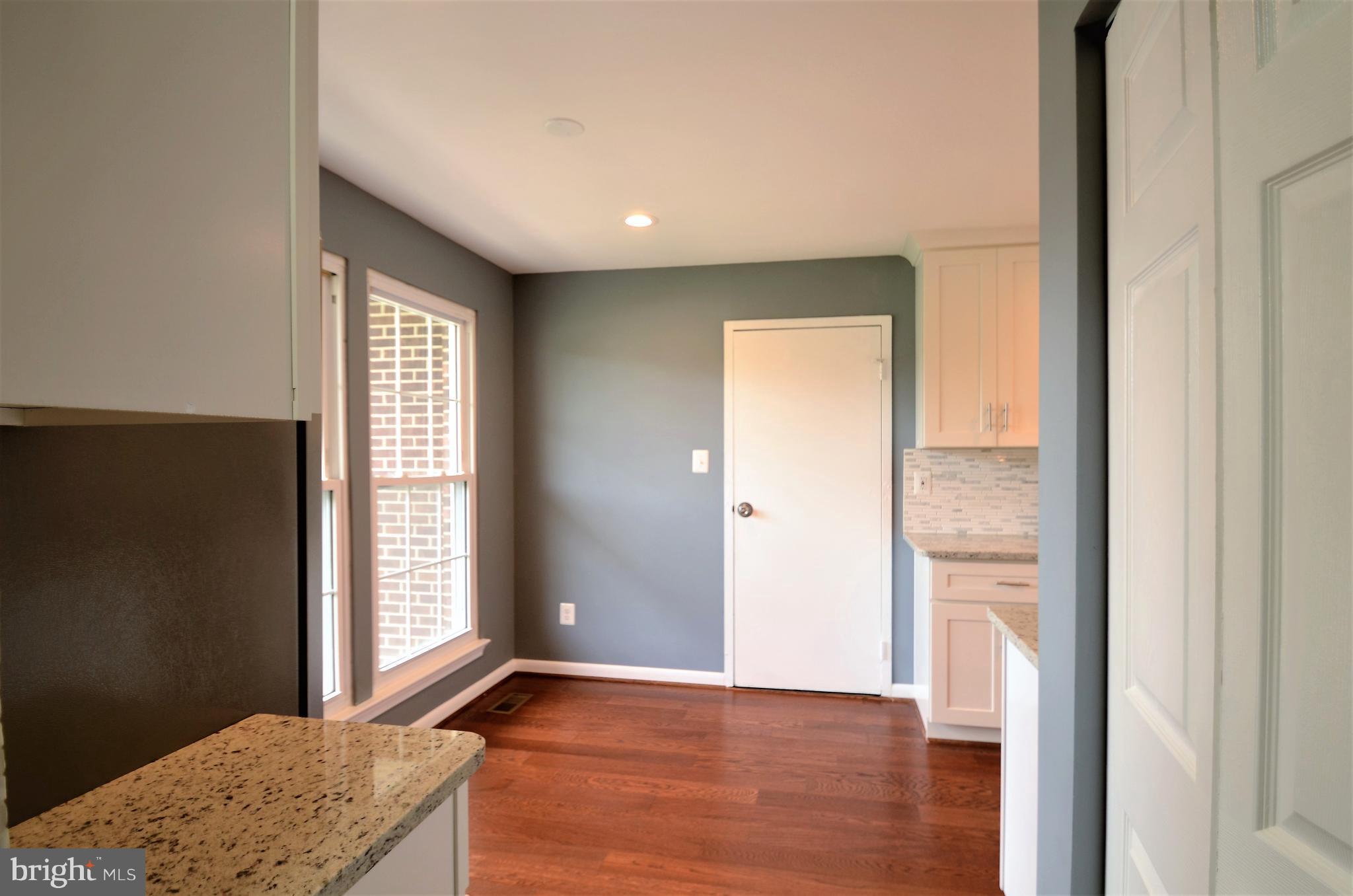 MAPLEWOOD - Residential