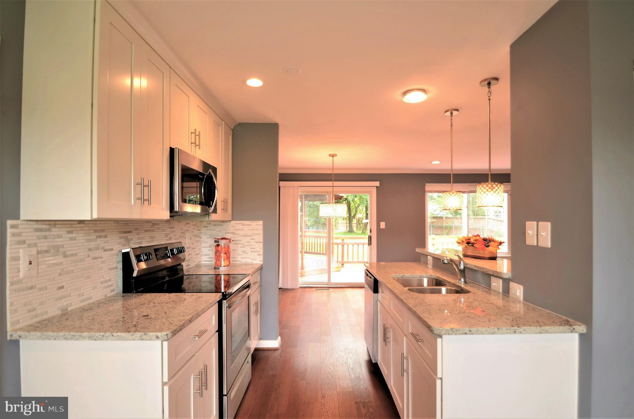 MAPLEWOOD - Residential