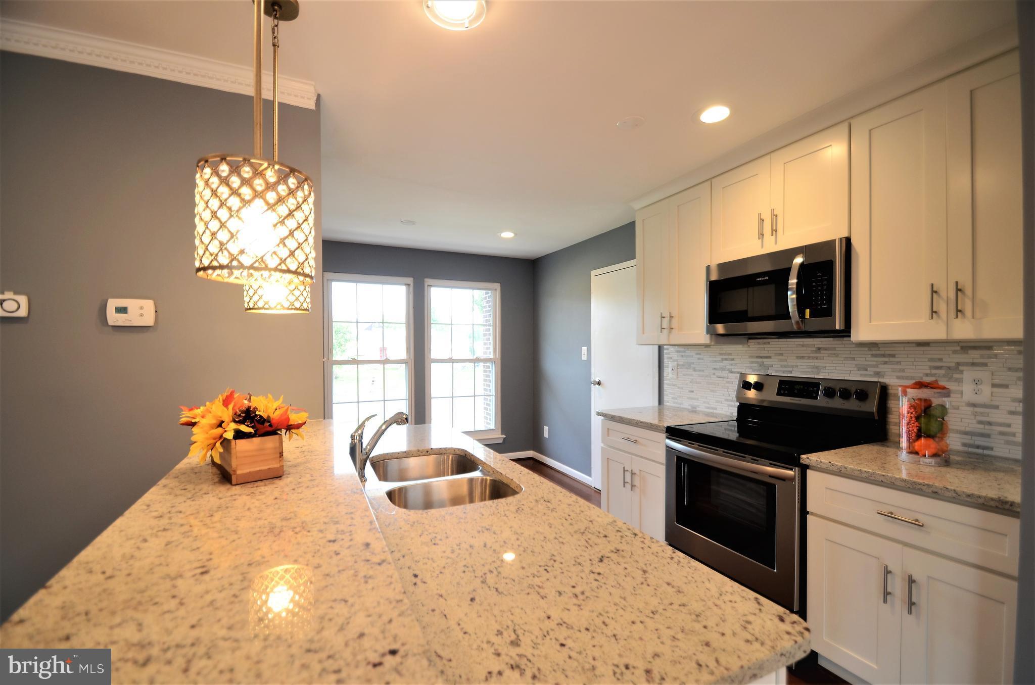 MAPLEWOOD - Residential