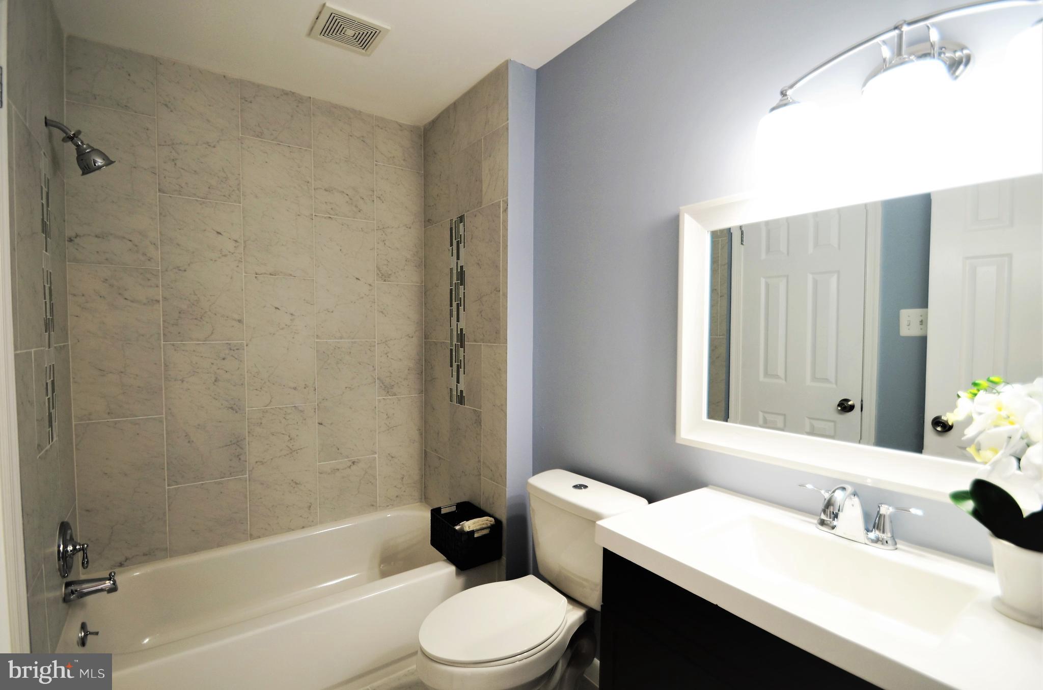 MAPLEWOOD - Residential