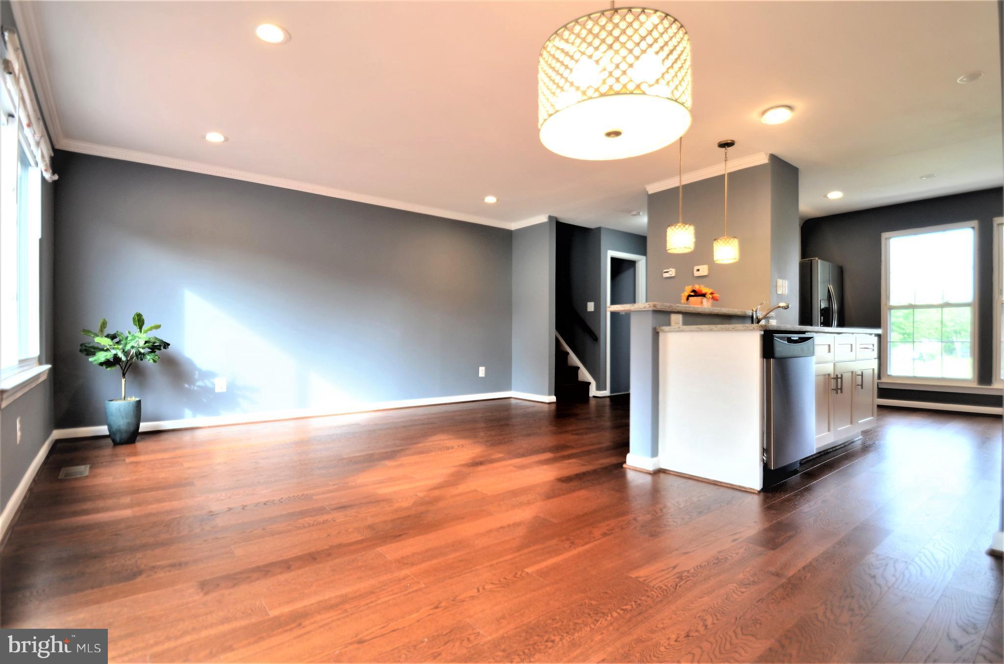 MAPLEWOOD - Residential