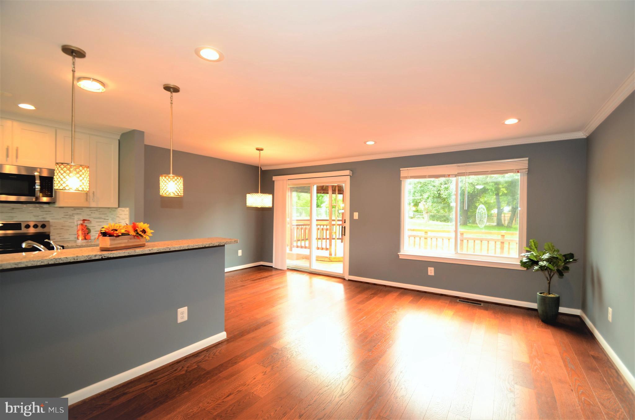 MAPLEWOOD - Residential