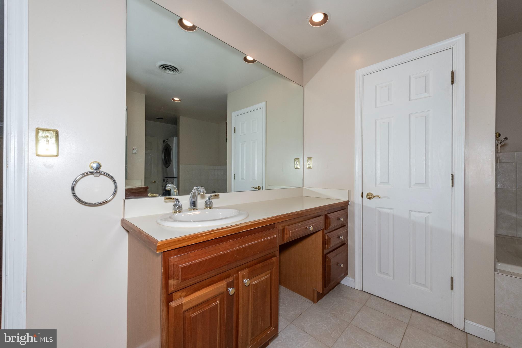 PRINCE KNOLL - Residential