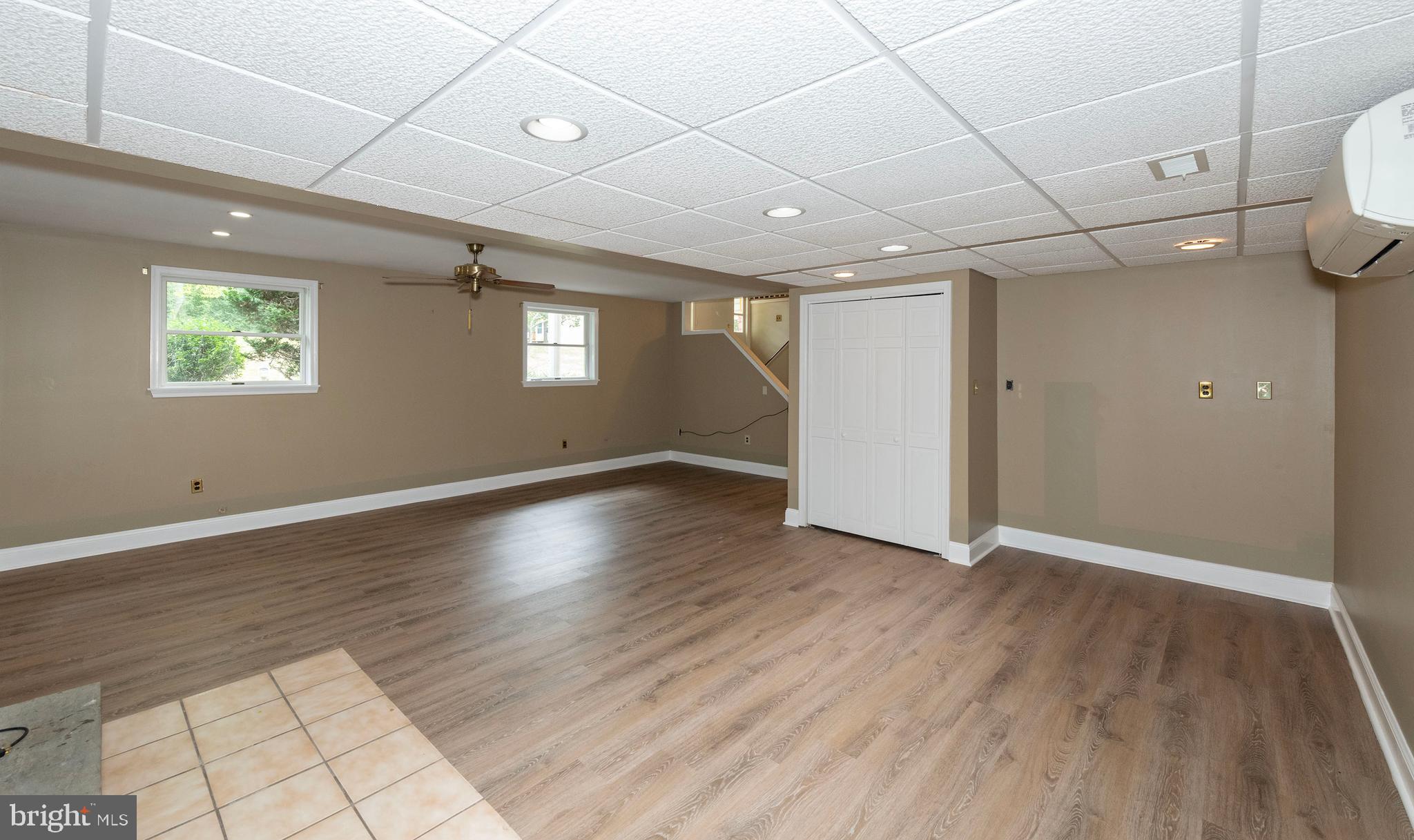 PRINCE KNOLL - Residential