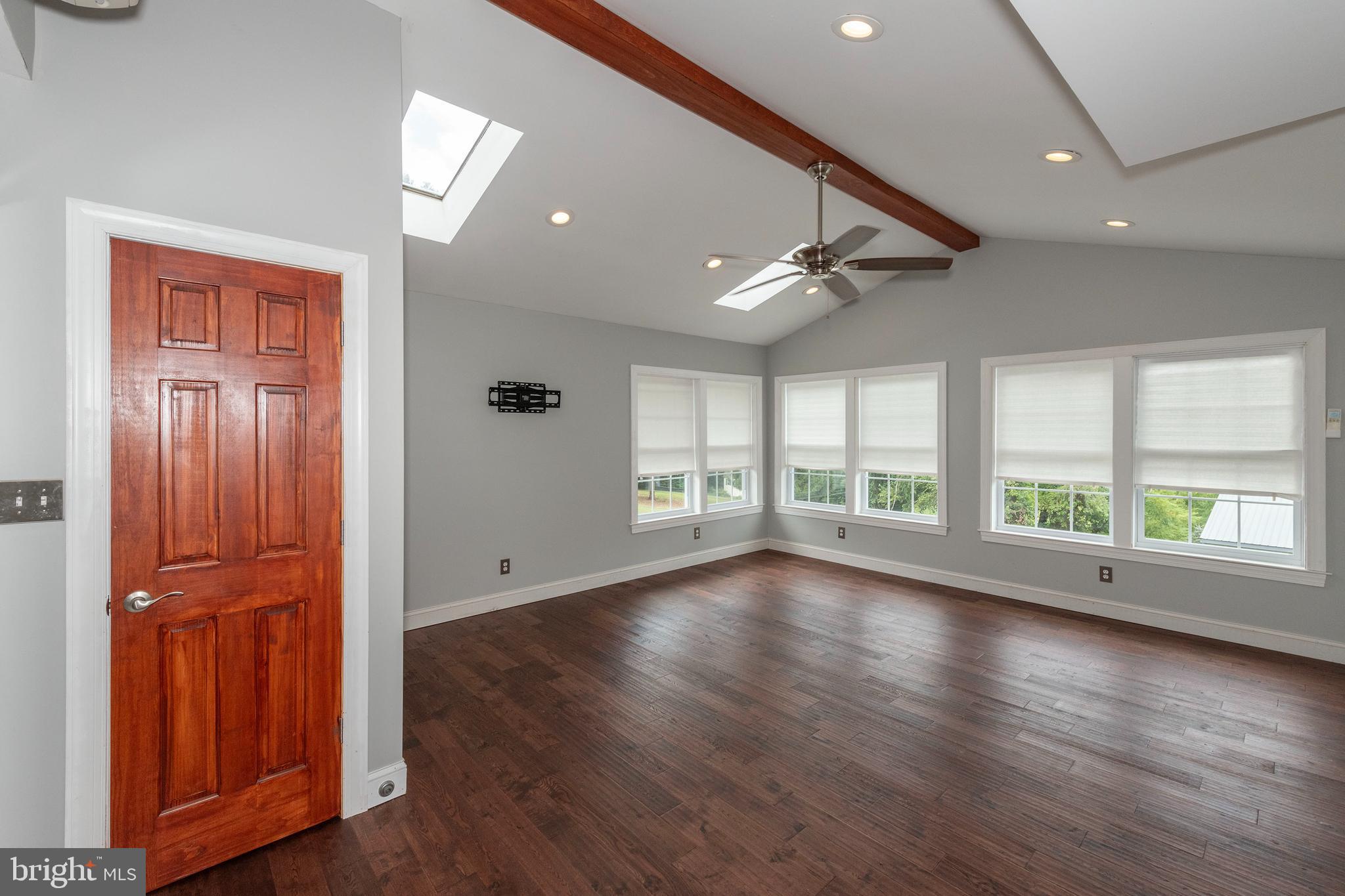 PRINCE KNOLL - Residential