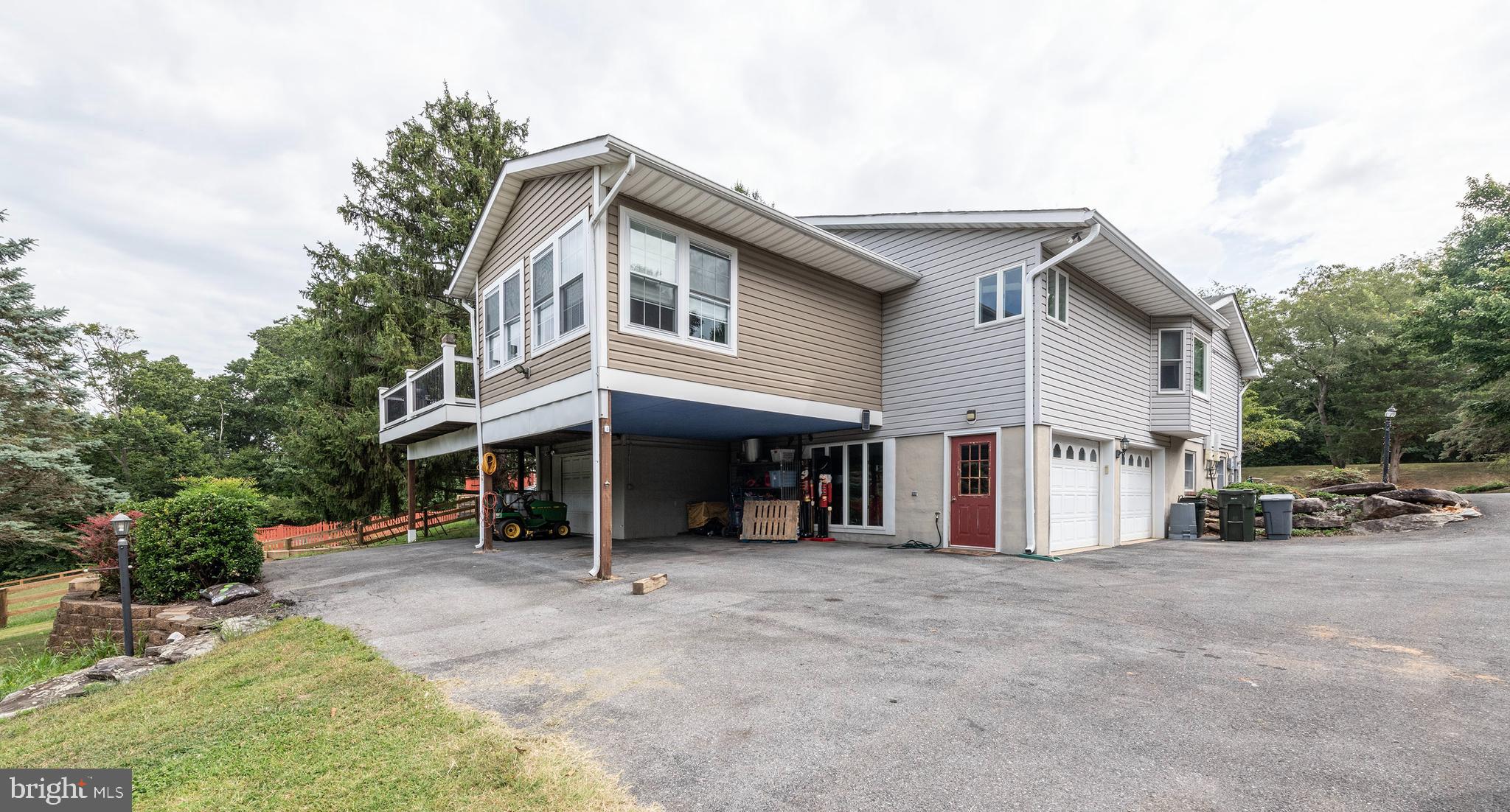 PRINCE KNOLL - Residential