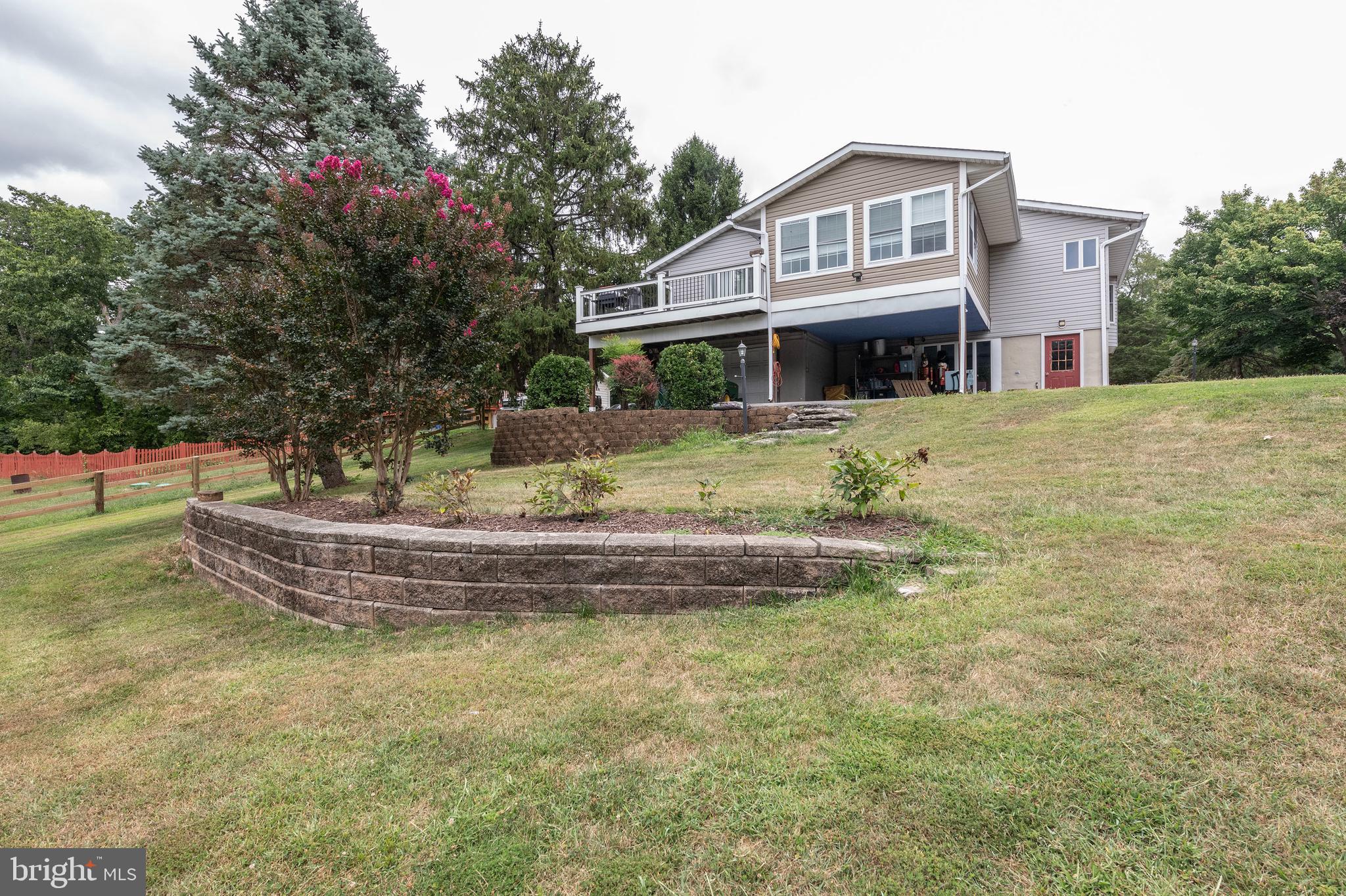 PRINCE KNOLL - Residential